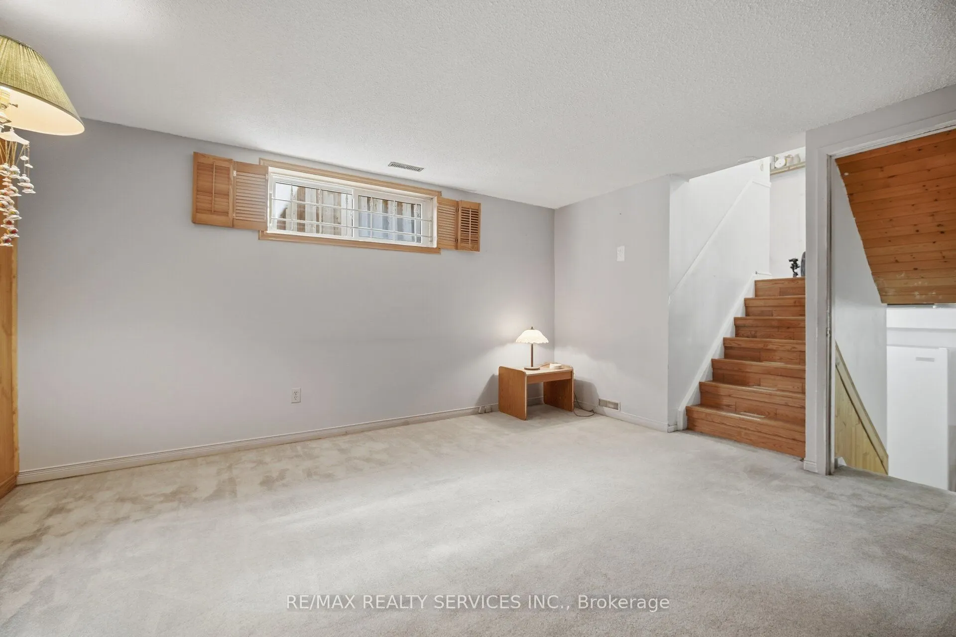 66 Hockley Path