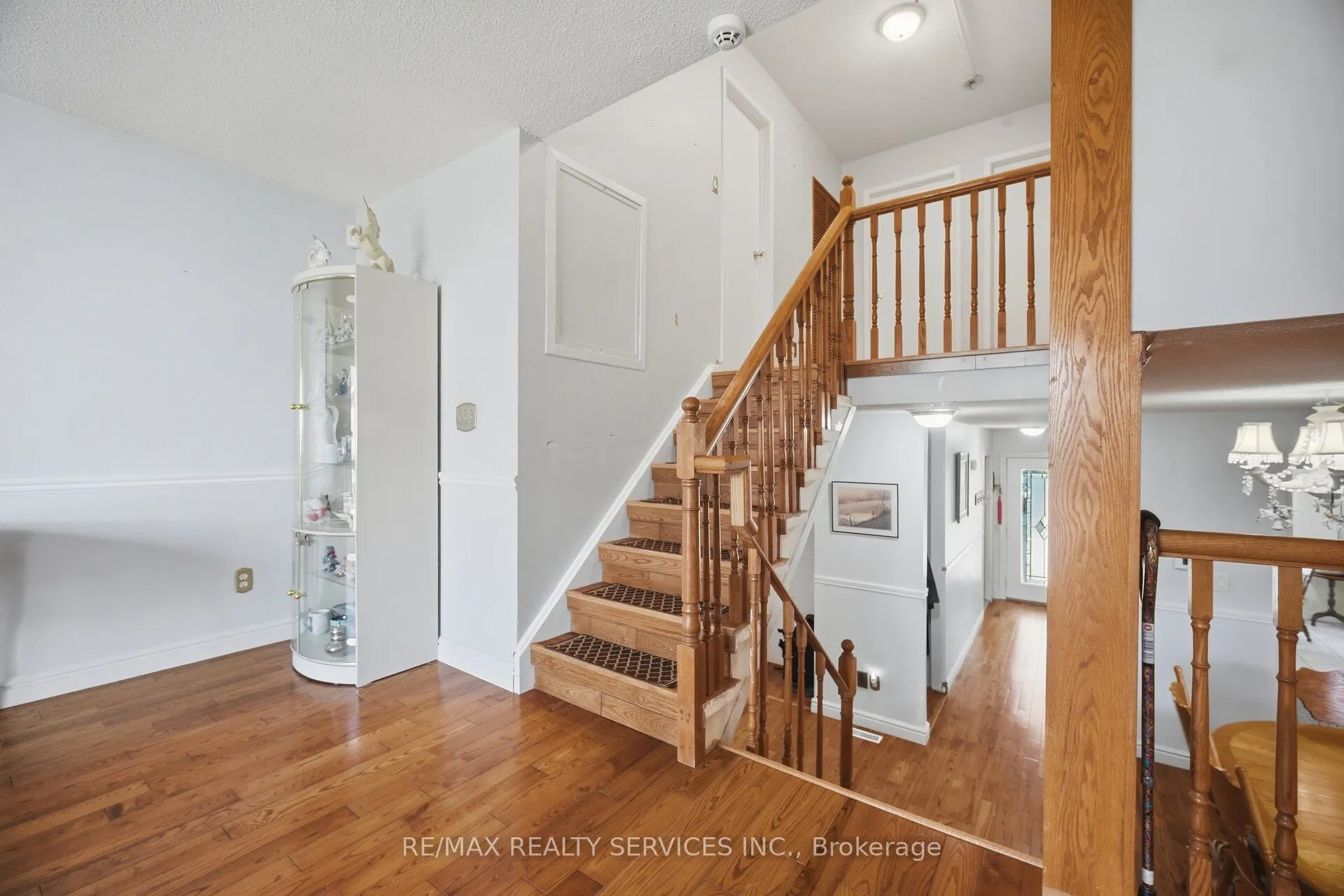 66 Hockley Path