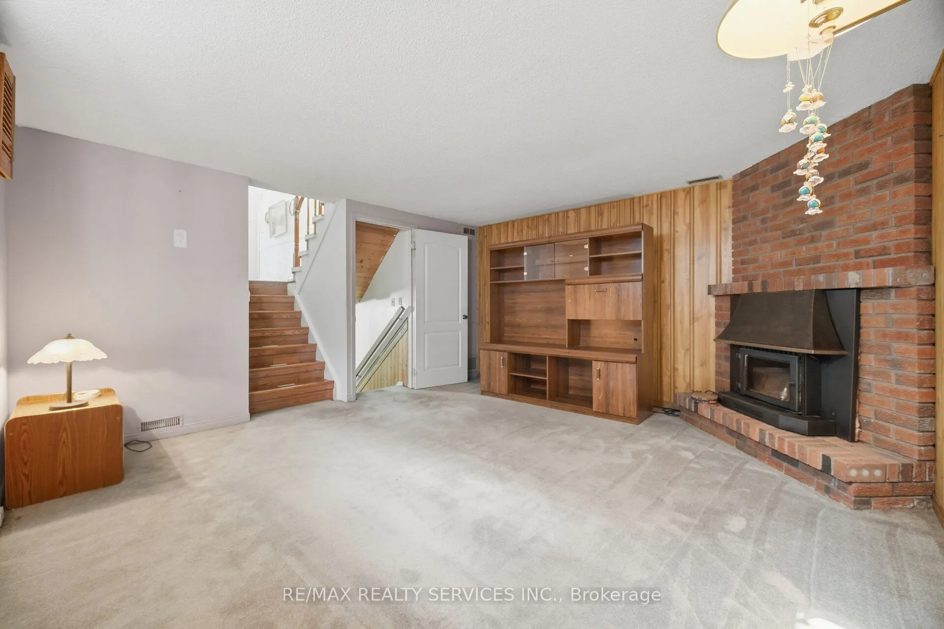 66 Hockley Path