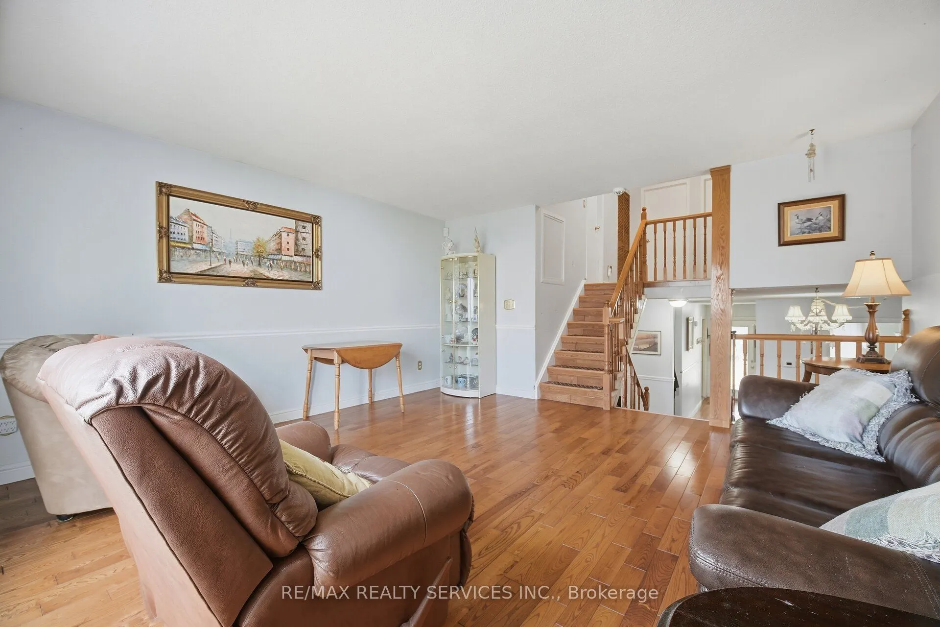 66 Hockley Path
