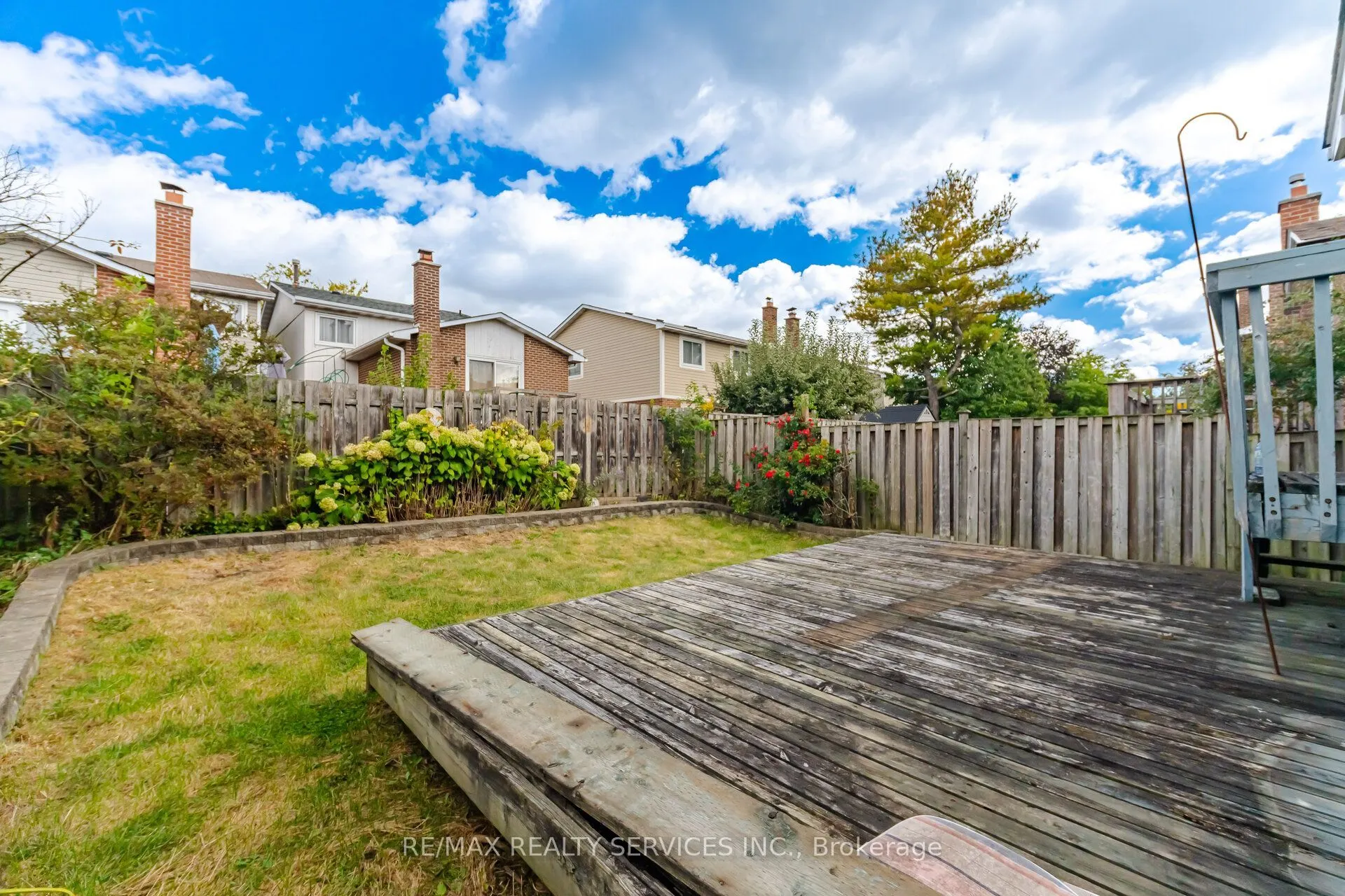 66 Hockley Path