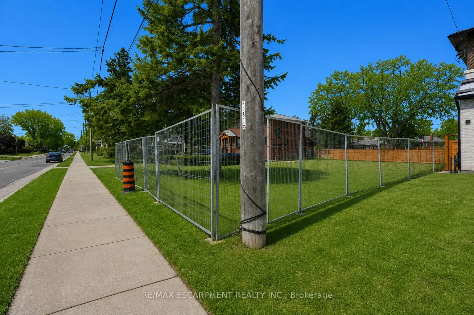 19 Broadview Avenue