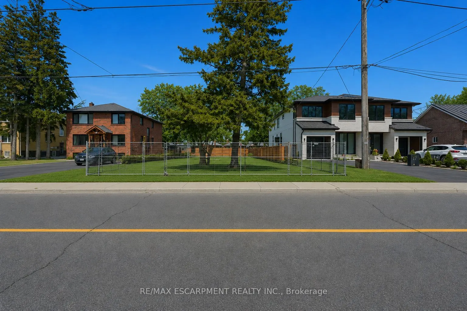 19 Broadview Avenue