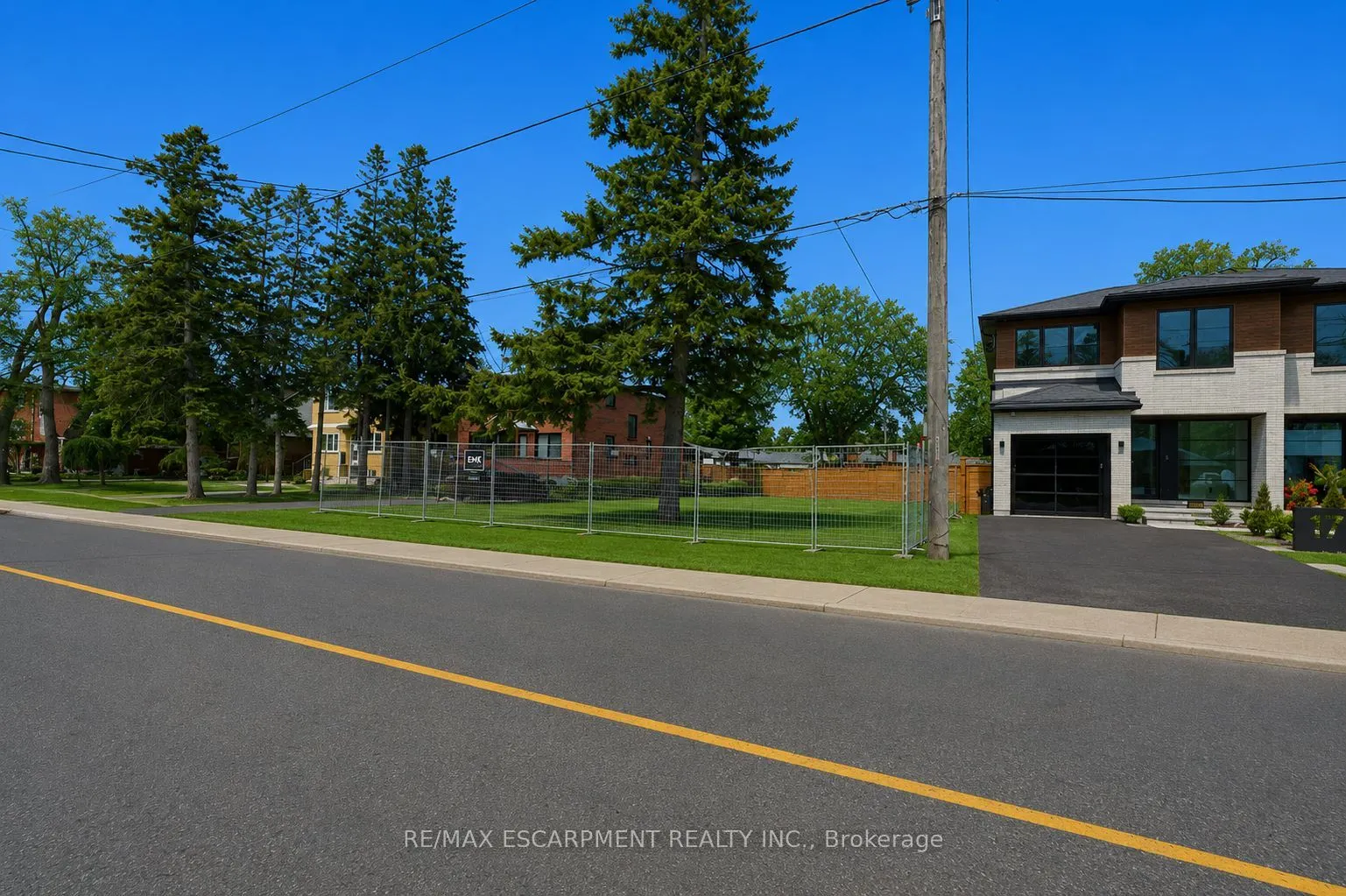 19 Broadview Avenue