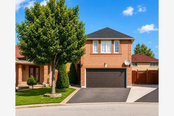 6 Flaming Oak Court