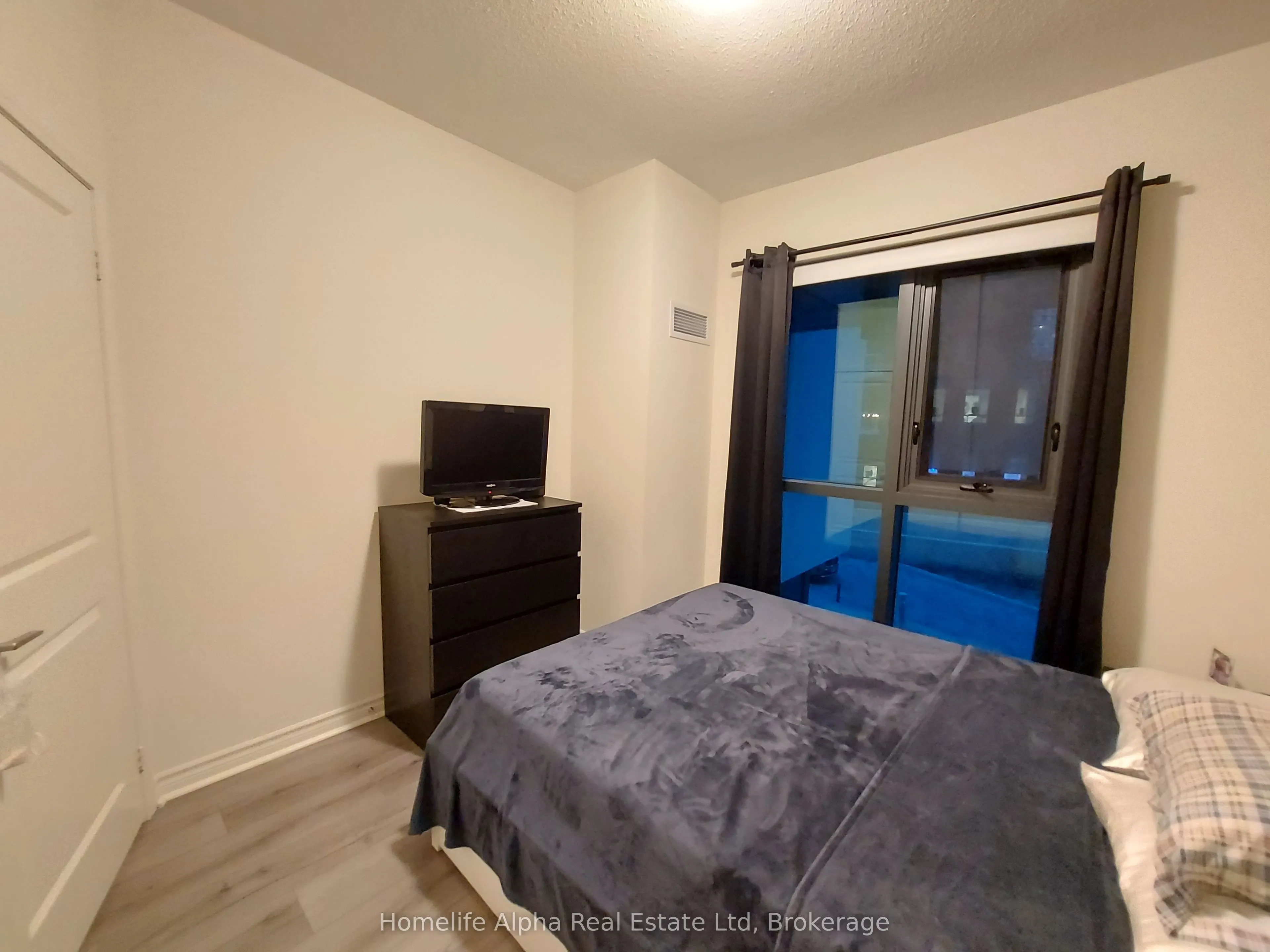 39 Annie Craig Drive #202