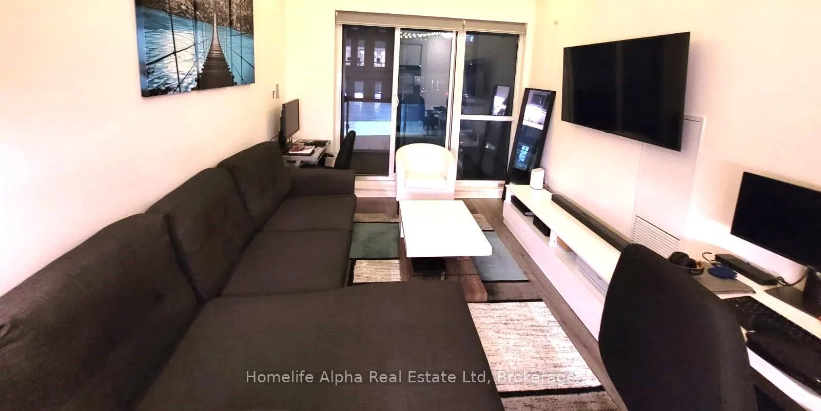 39 Annie Craig Drive #202