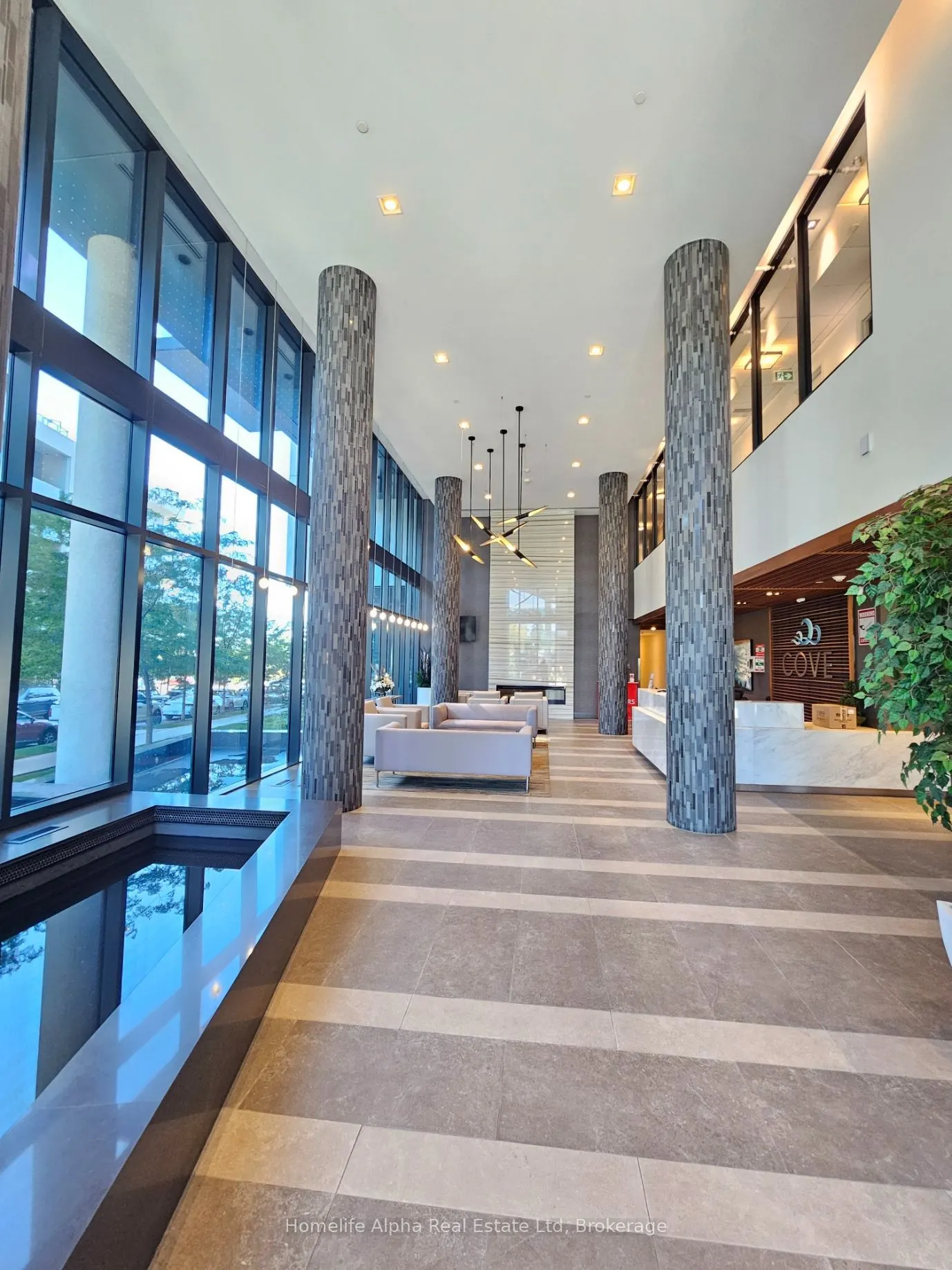 39 Annie Craig Drive #202