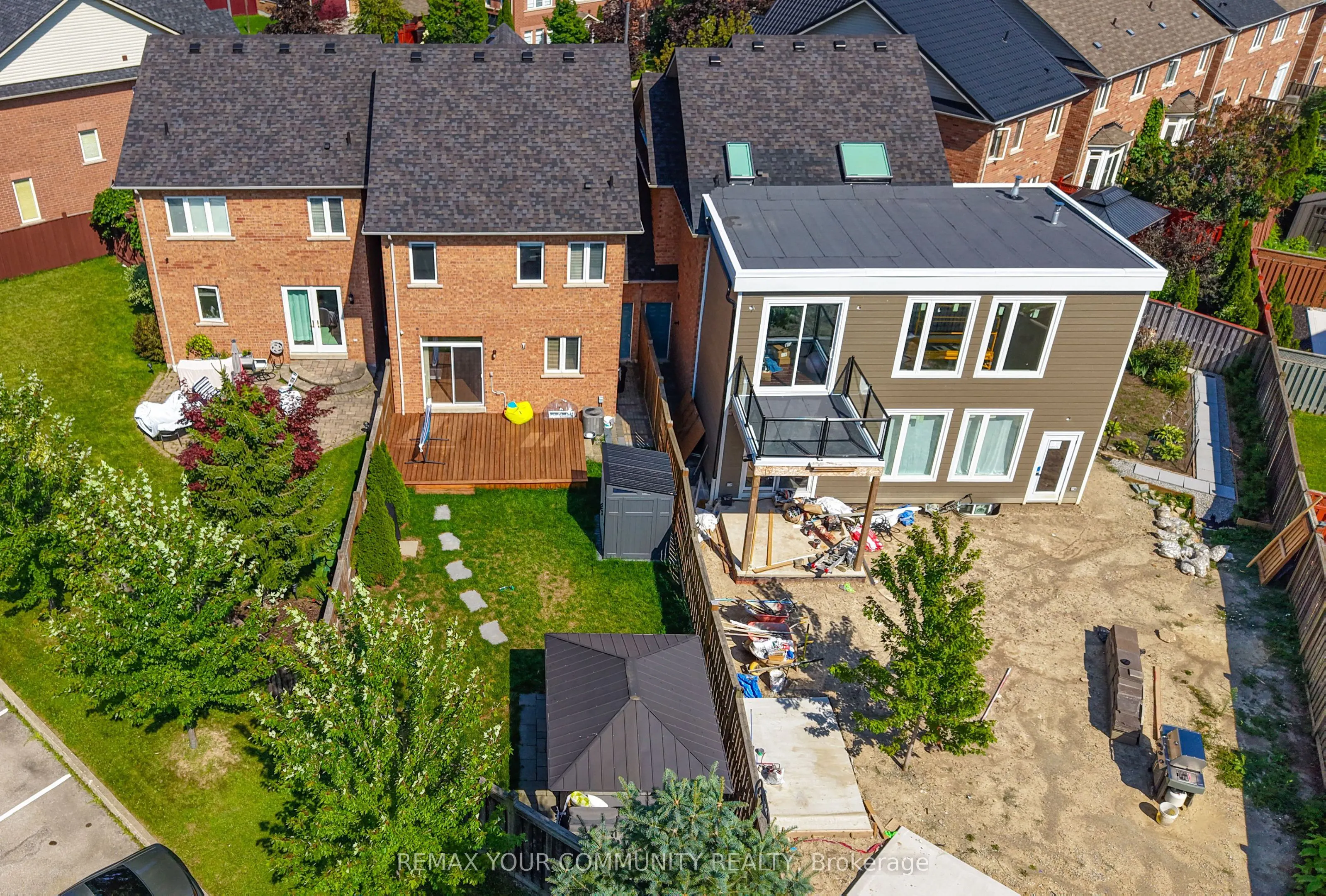 5578 Waterwind Crescent