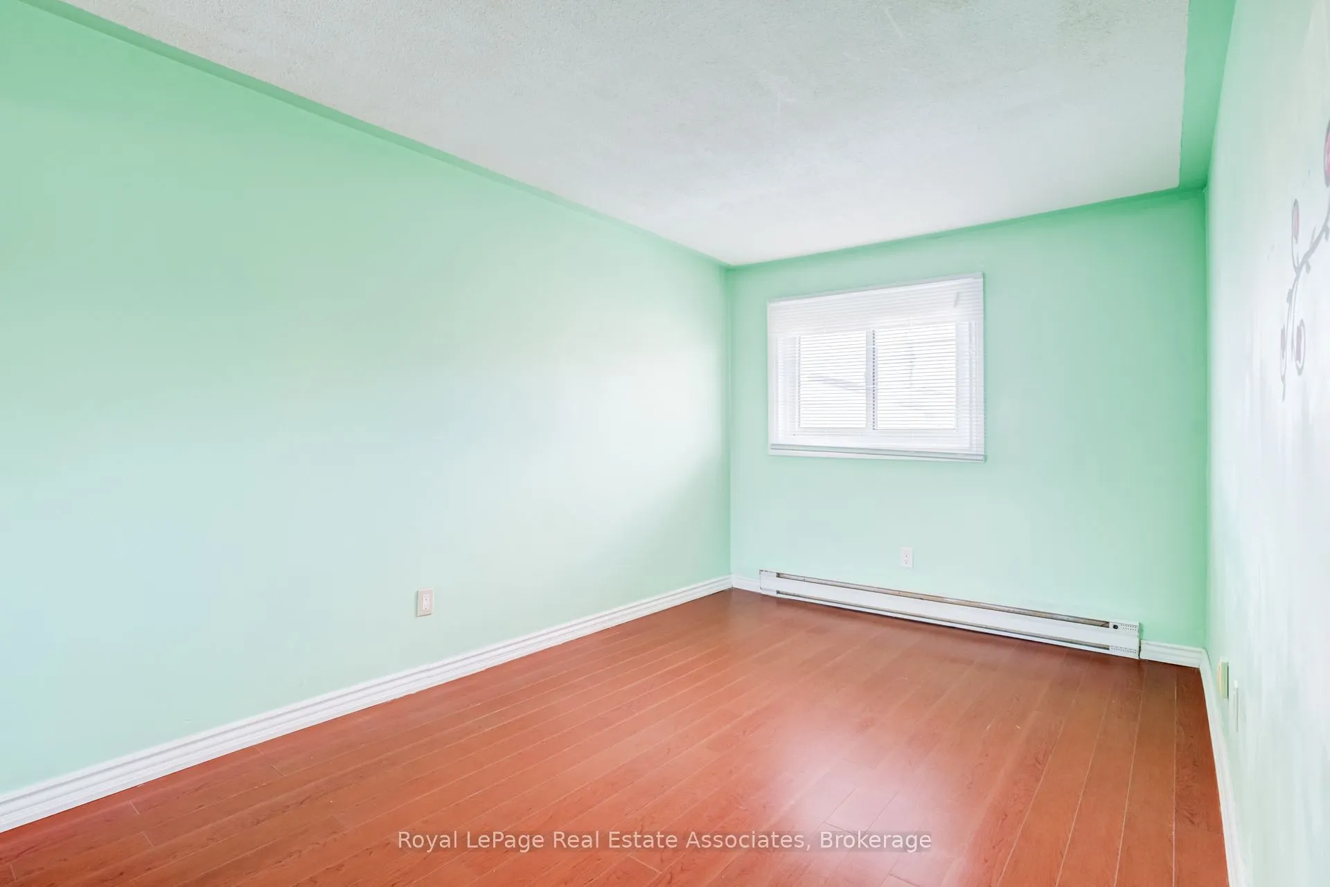 11 Mccallum Court #11