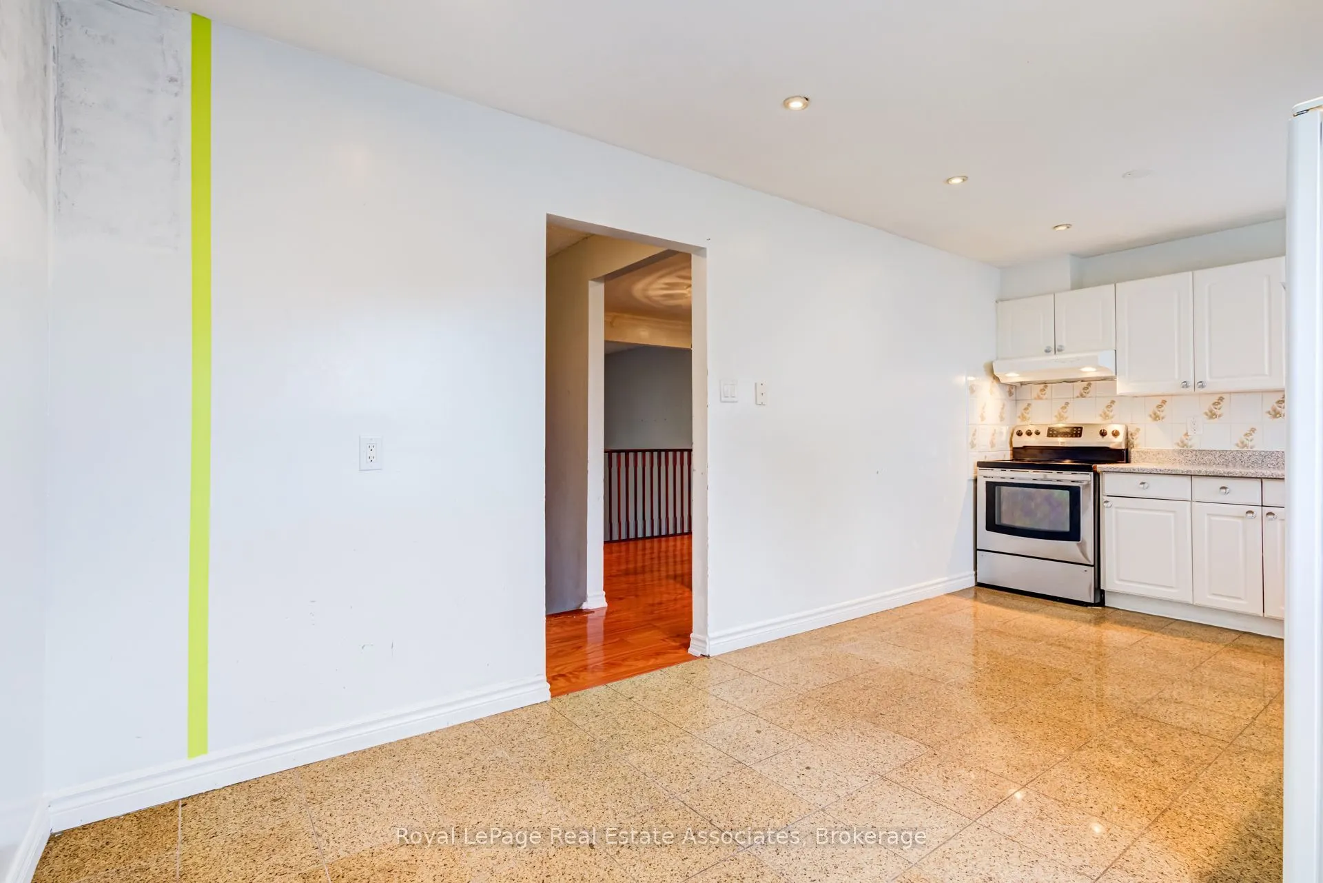 11 Mccallum Court #11