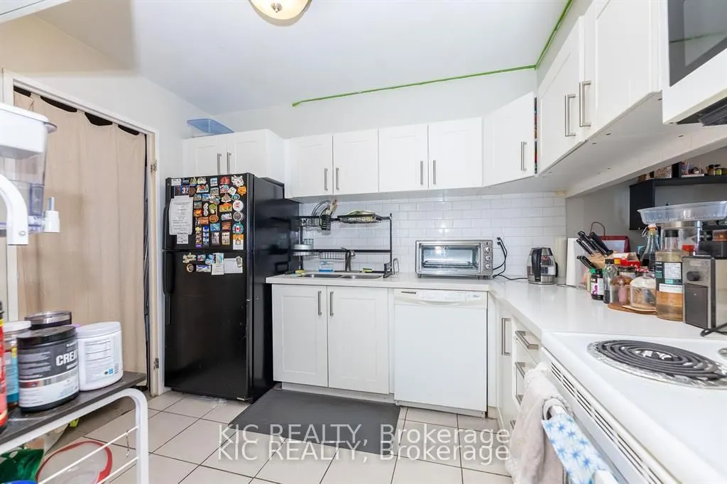 238 ALBION Road #1507