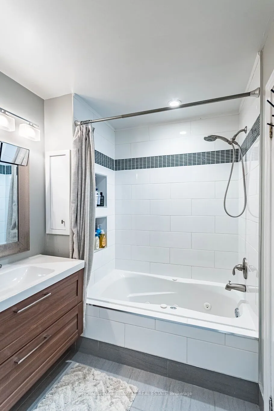 3480 Upper Middle Road #4