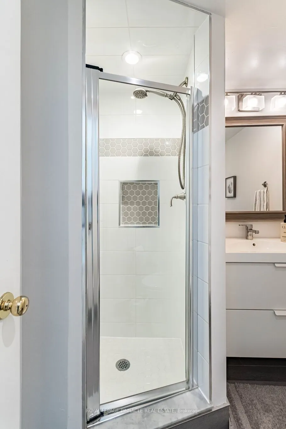 3480 Upper Middle Road #4