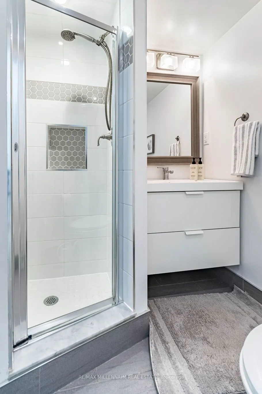 3480 Upper Middle Road #4