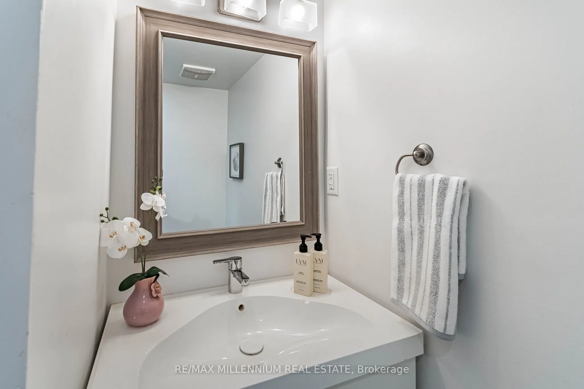3480 Upper Middle Road #4