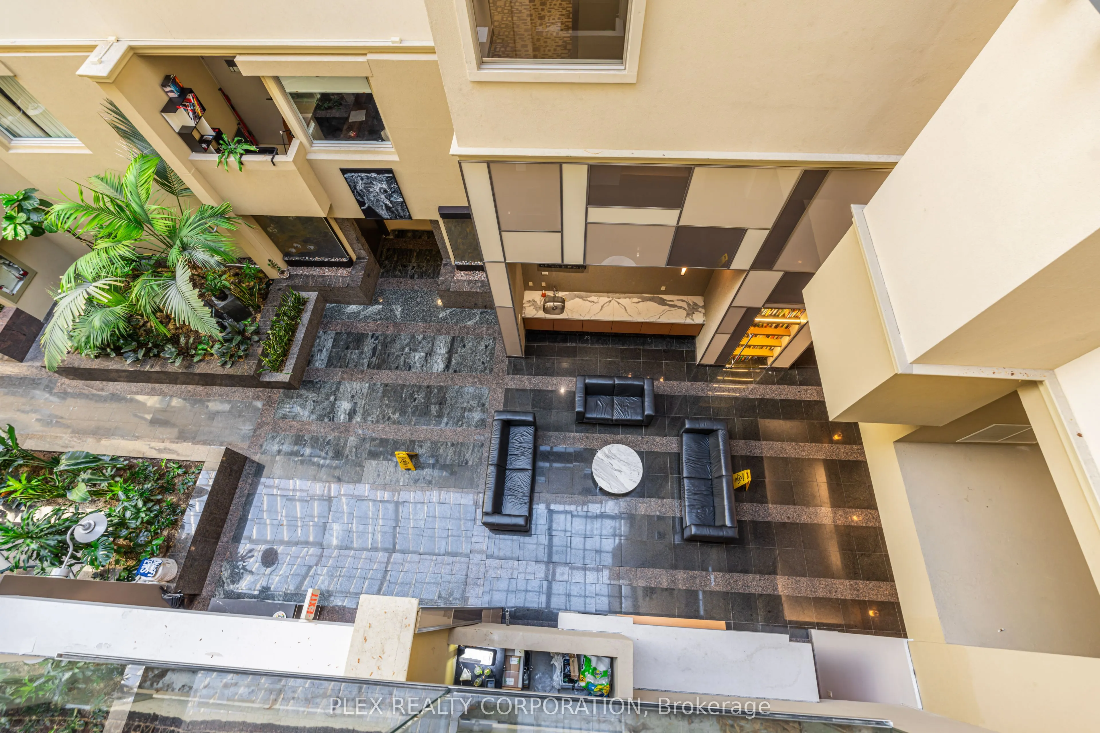 437 Roncesvalles Avenue #410