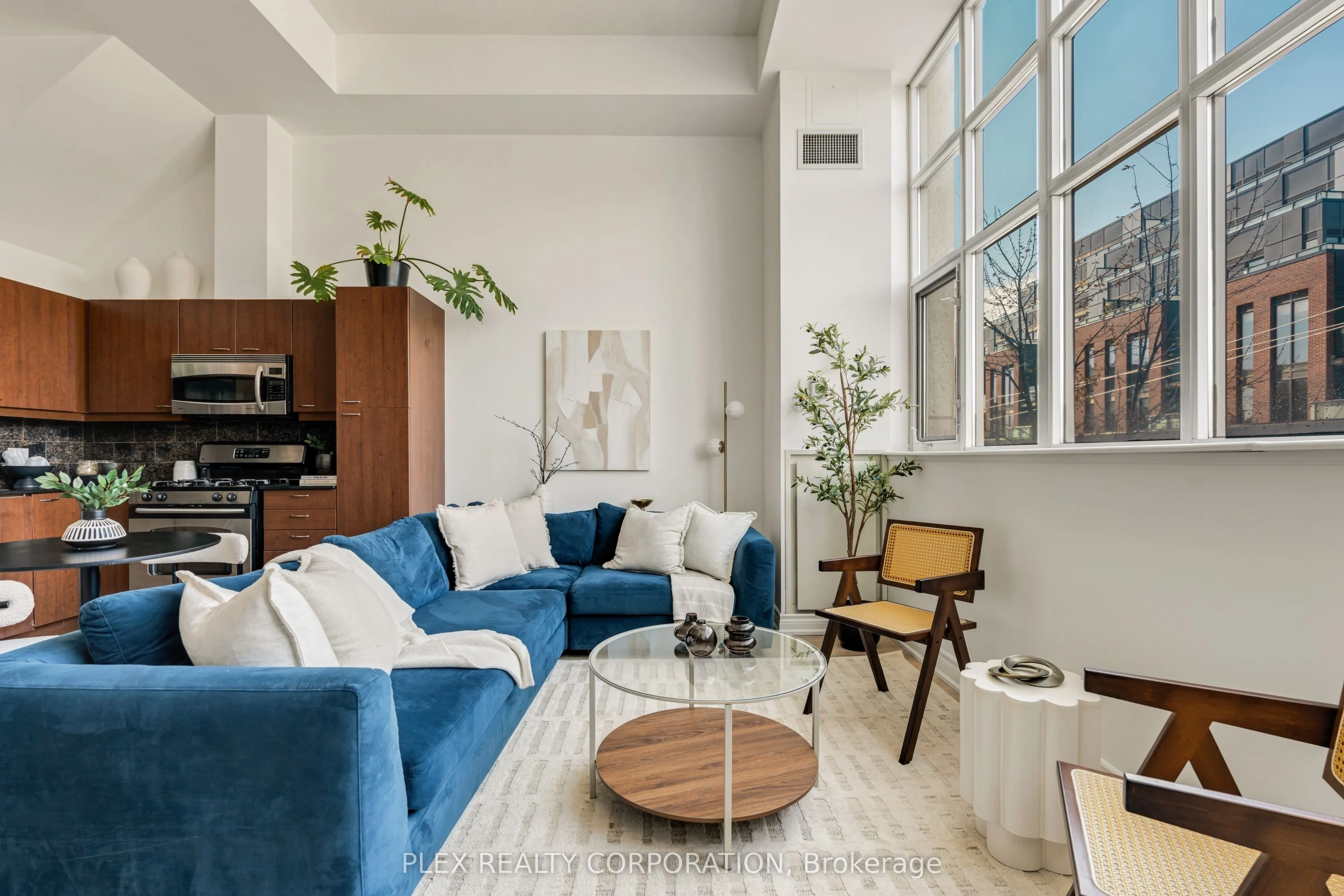 437 Roncesvalles Avenue #410