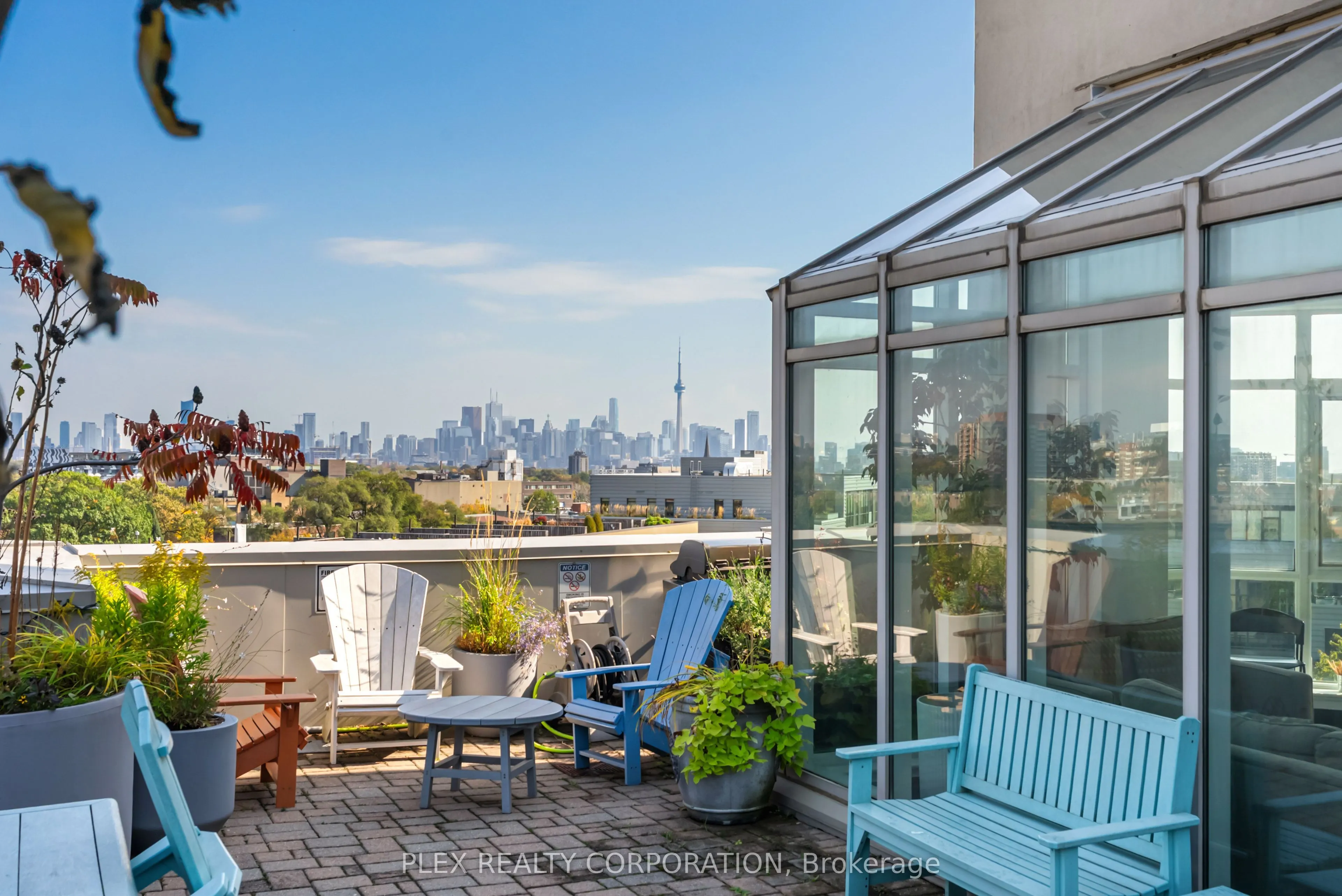 437 Roncesvalles Avenue #410
