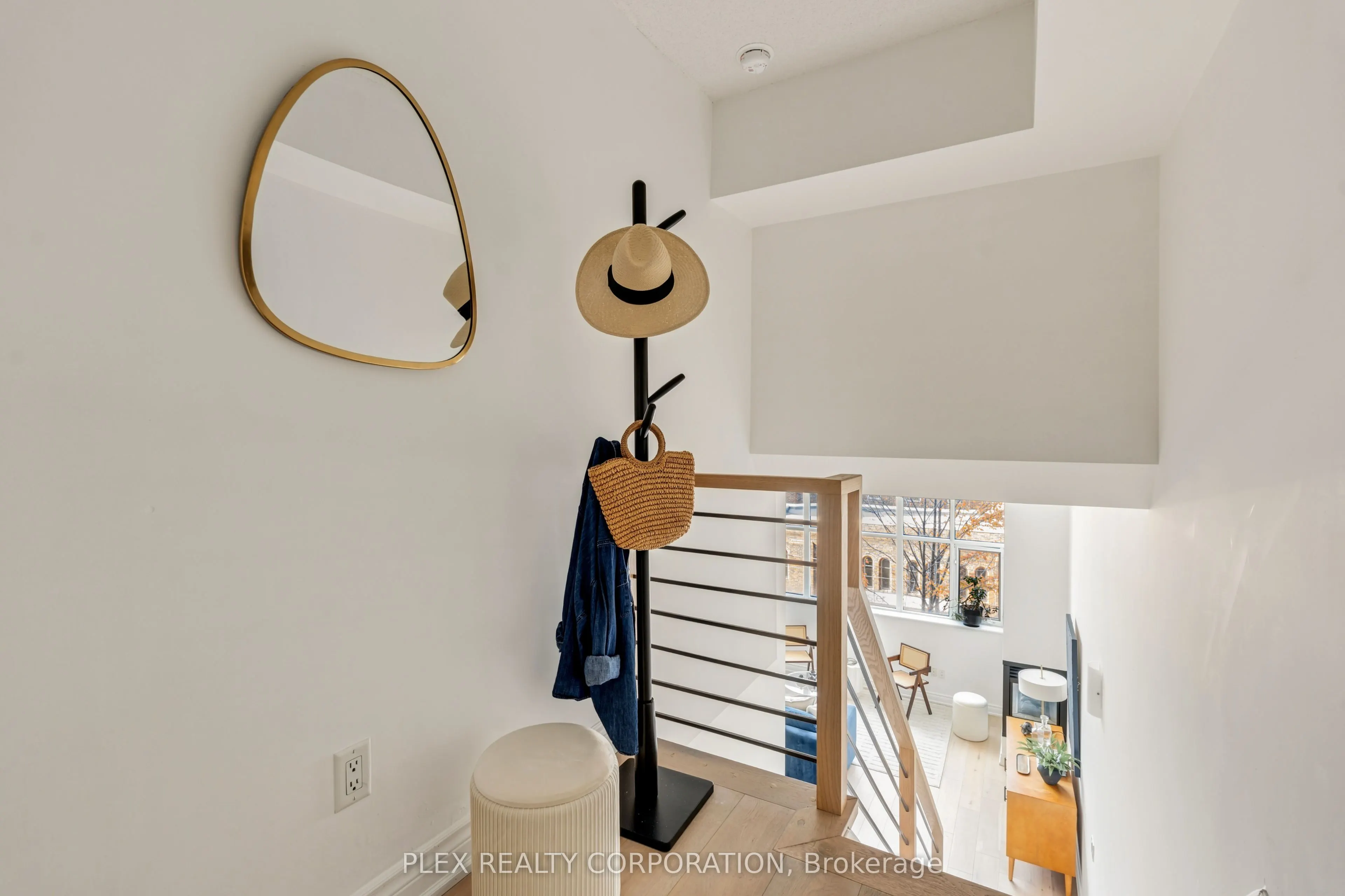 437 Roncesvalles Avenue #410