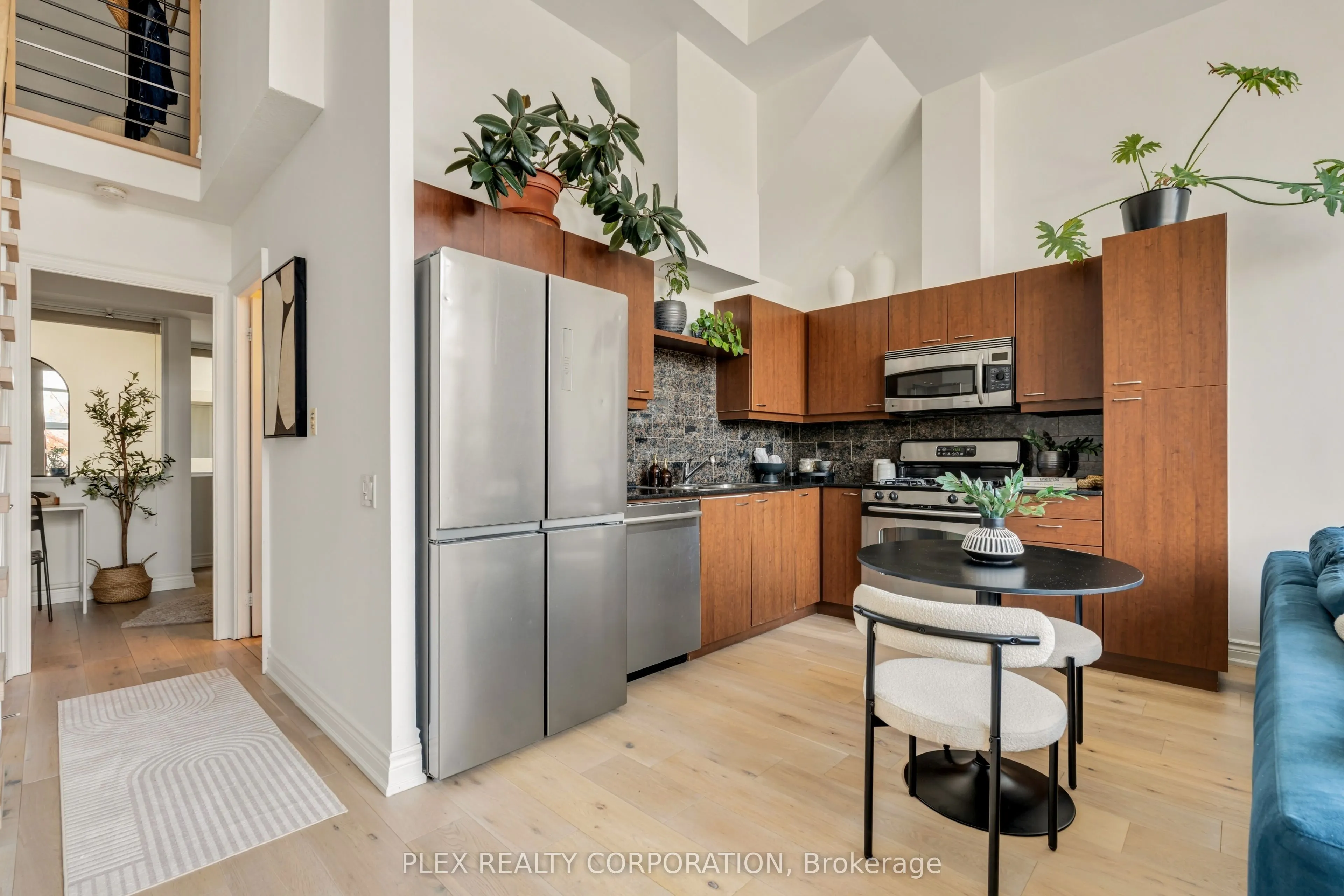 437 Roncesvalles Avenue #410