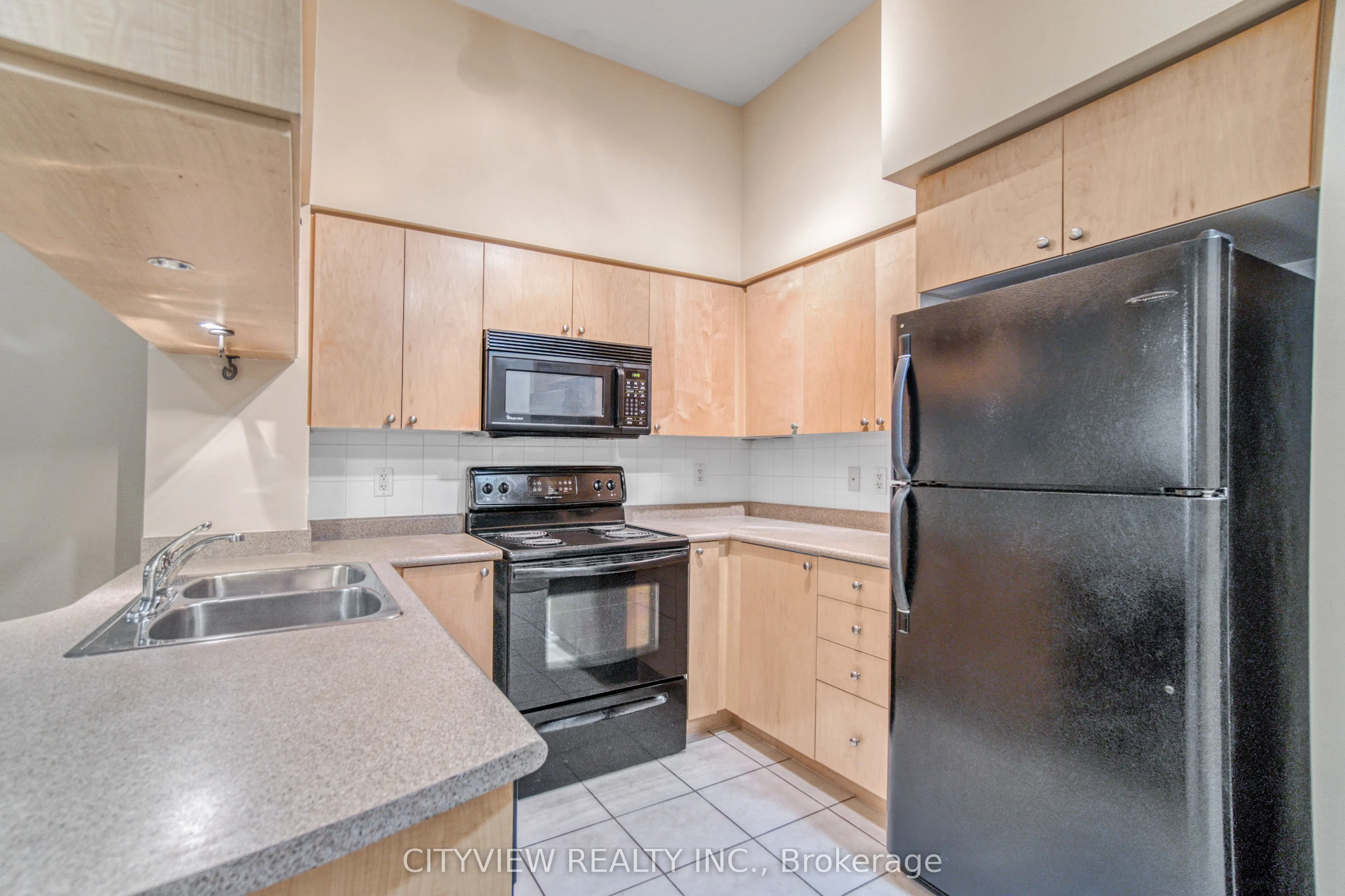 320 City Centre Drive #109