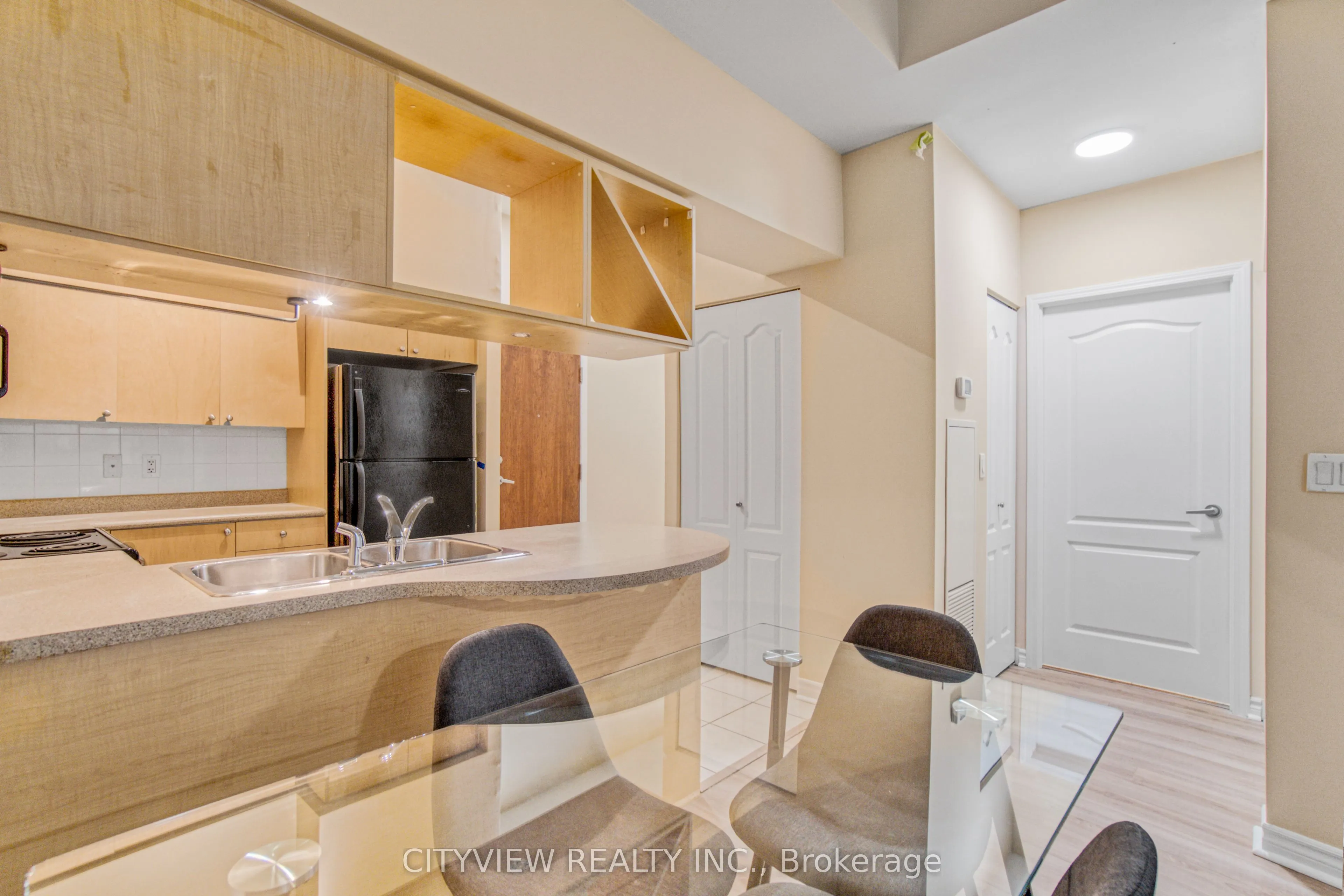 320 City Centre Drive #109