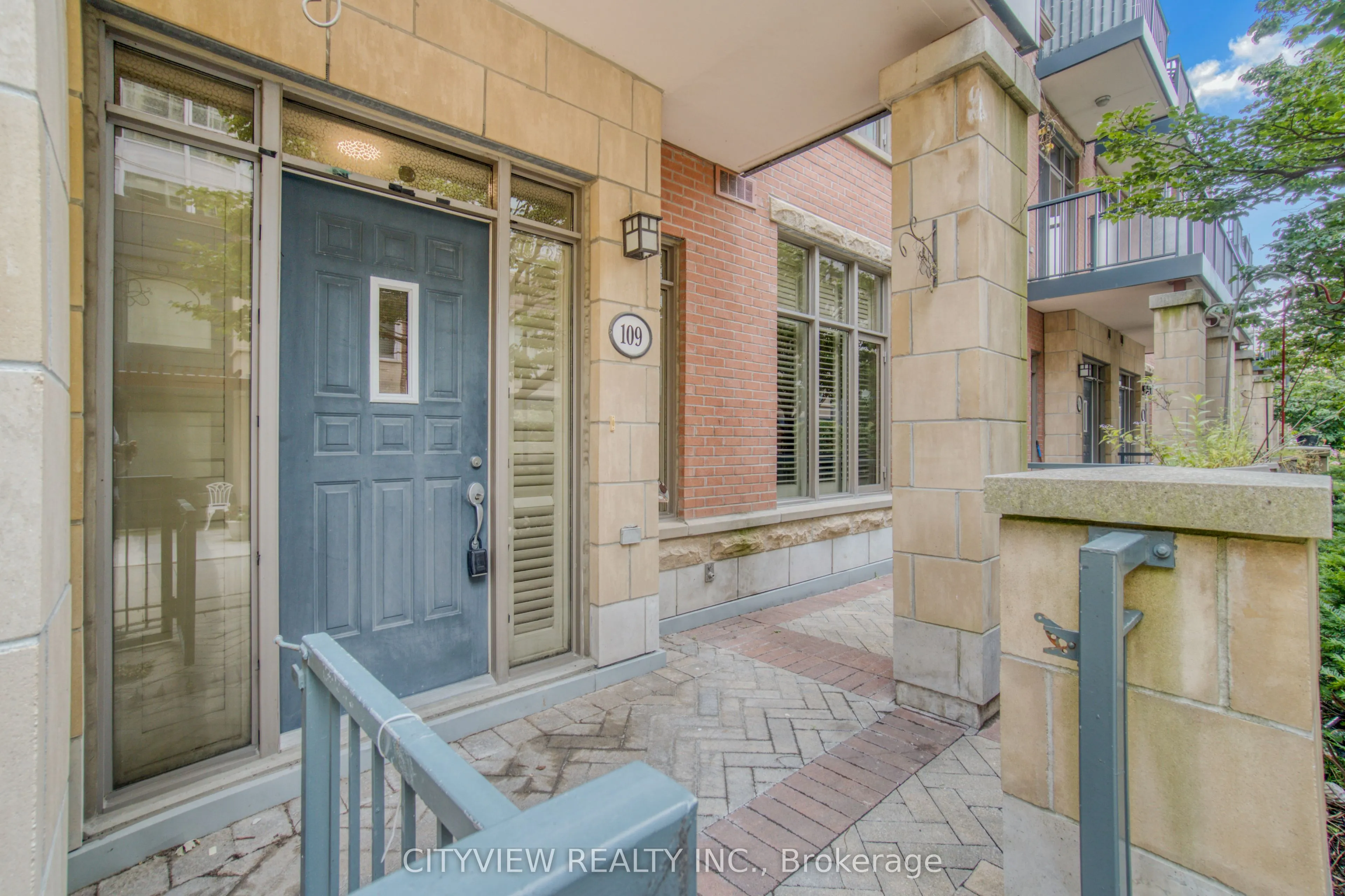 320 City Centre Drive #109