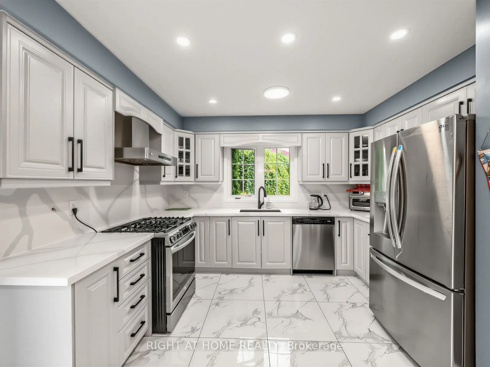 106 Worthington Avenue
