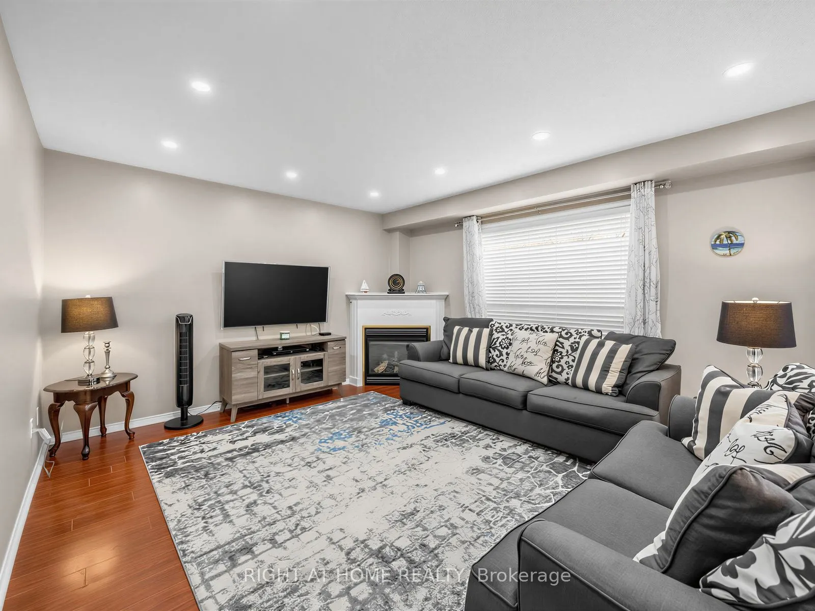 106 Worthington Avenue