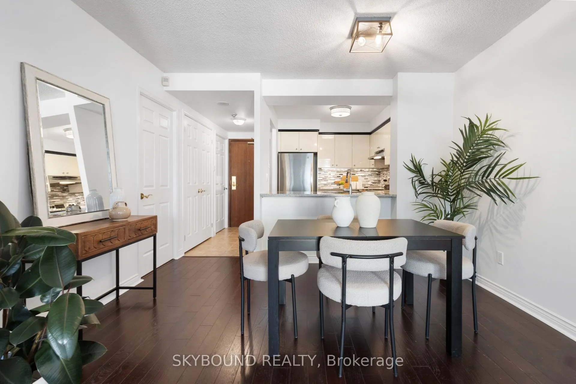 2287 Lake Shore Boulevard W #505