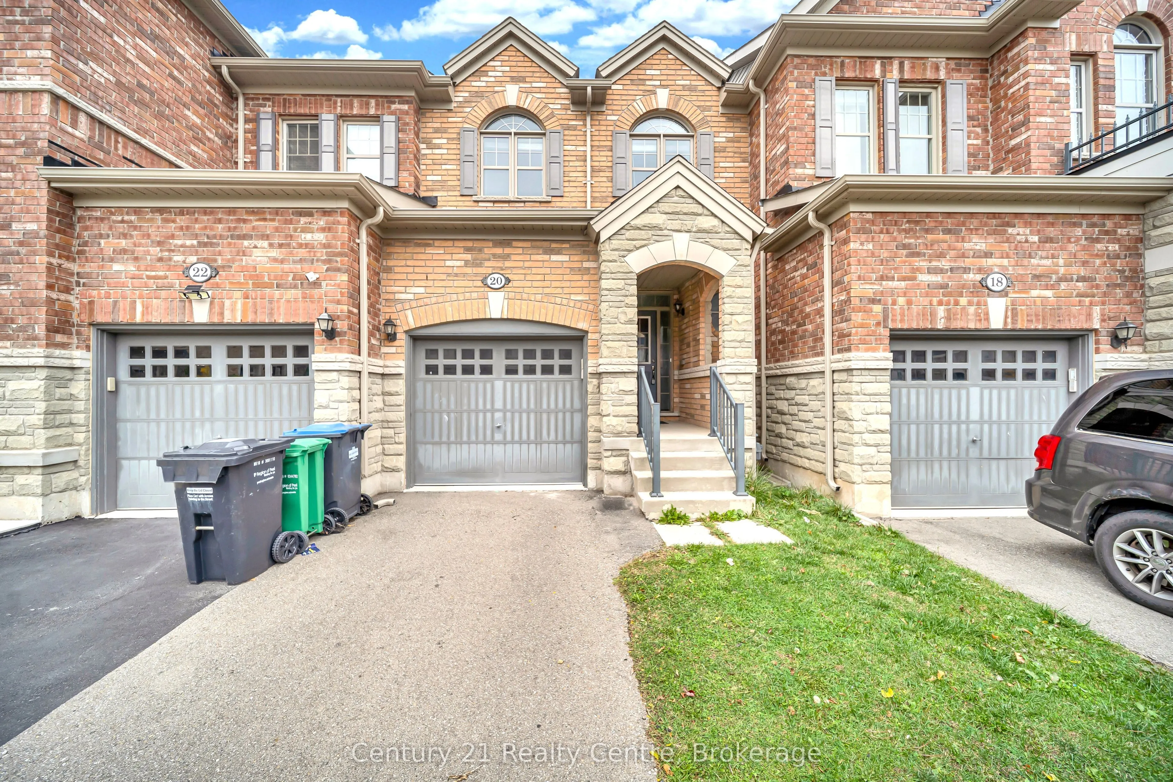 20 Hogan Manor Drive