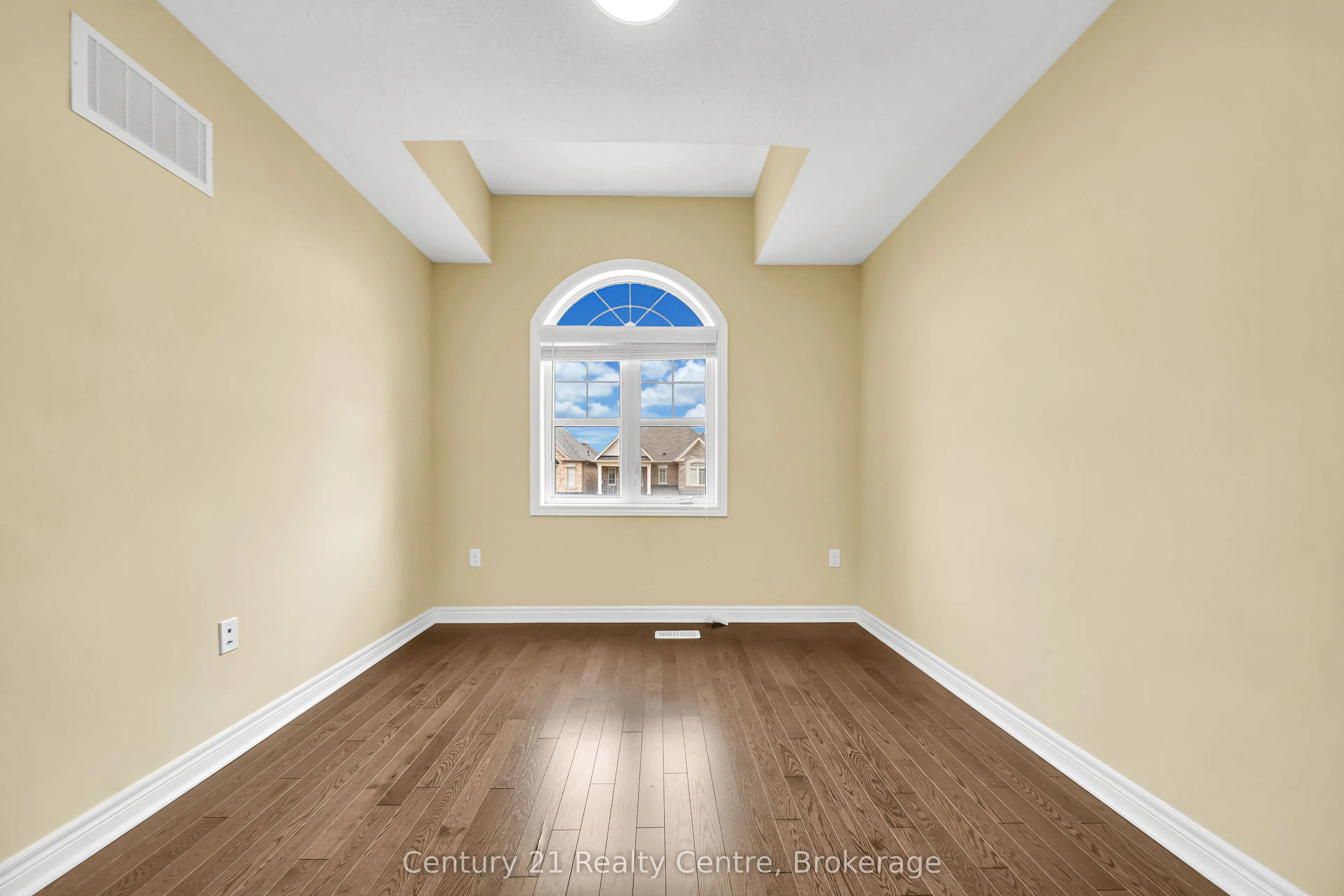 20 Hogan Manor Drive