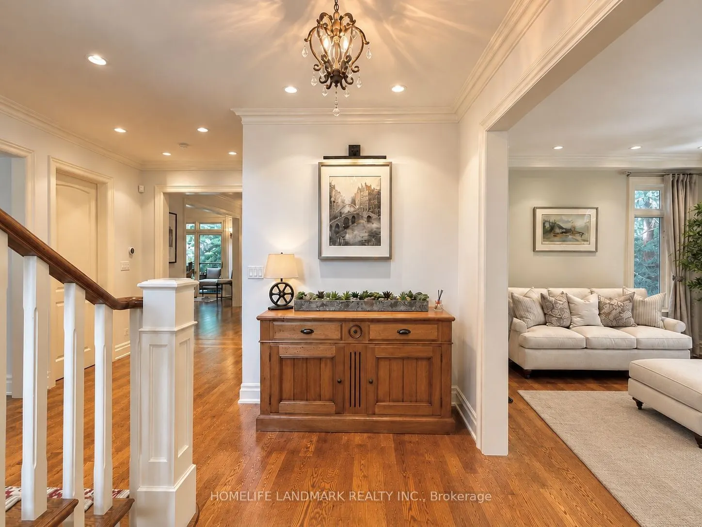 260 Pinetree Way