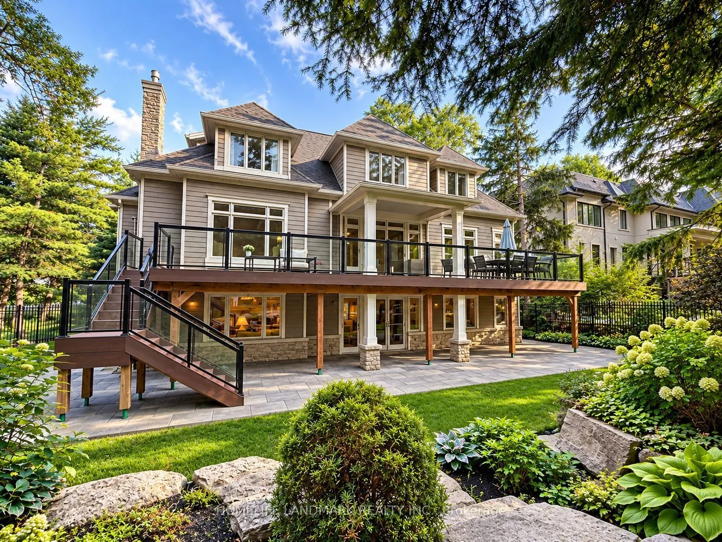 260 Pinetree Way