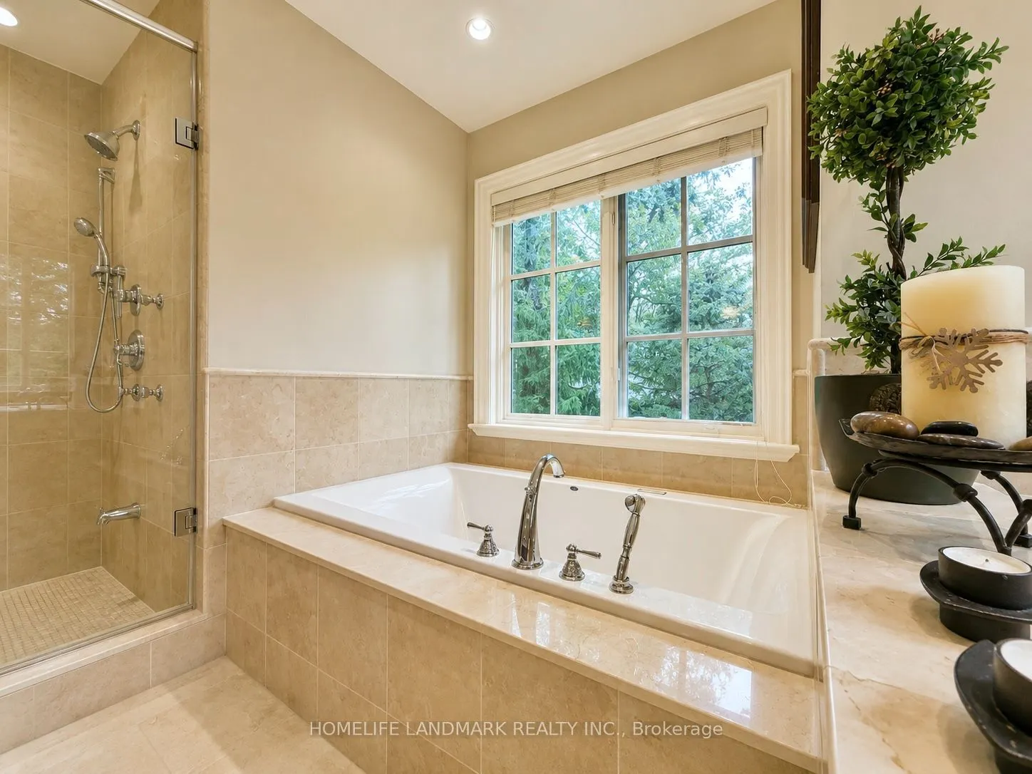 260 Pinetree Way