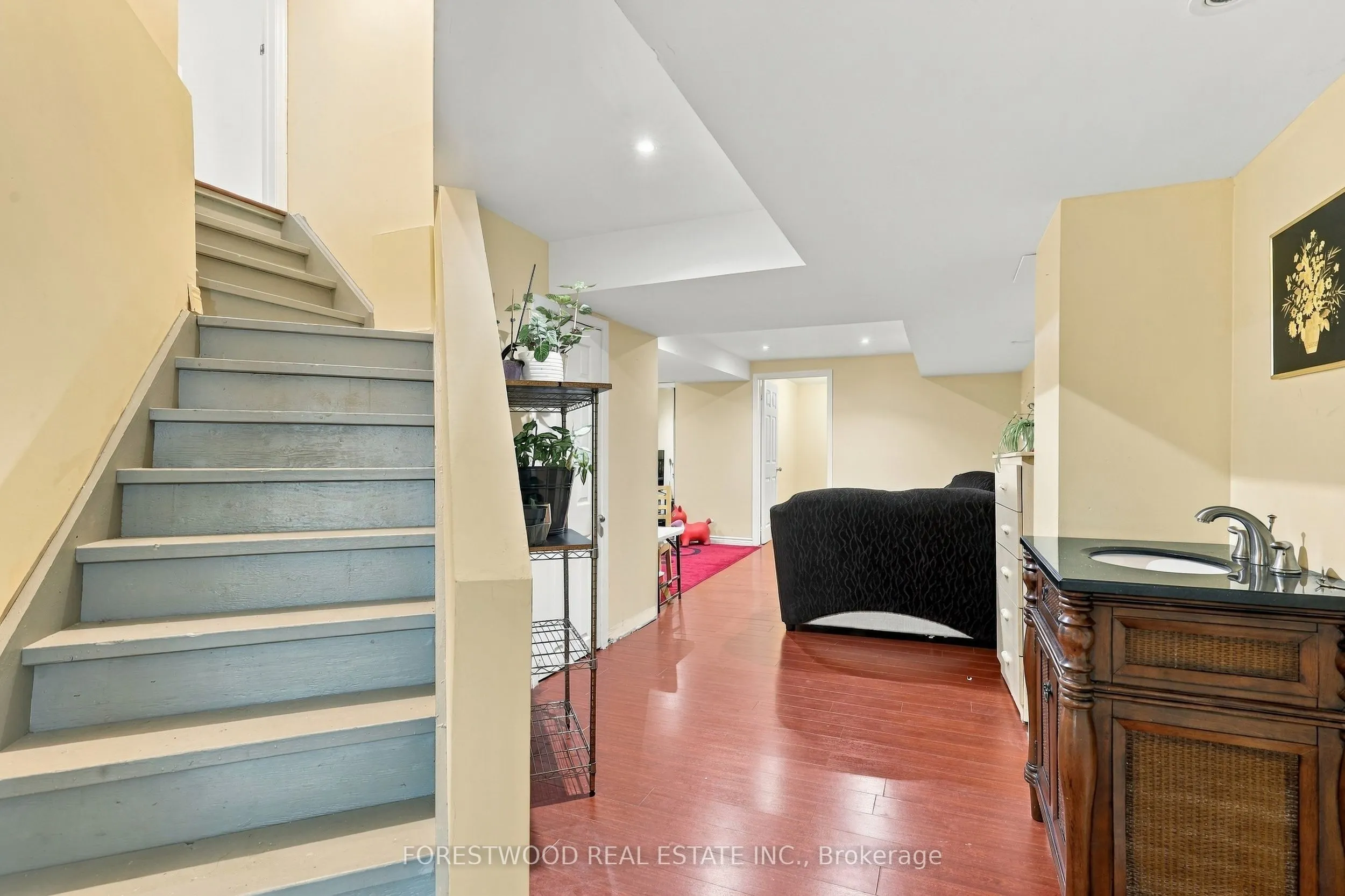 117 Checkerberry Crescent