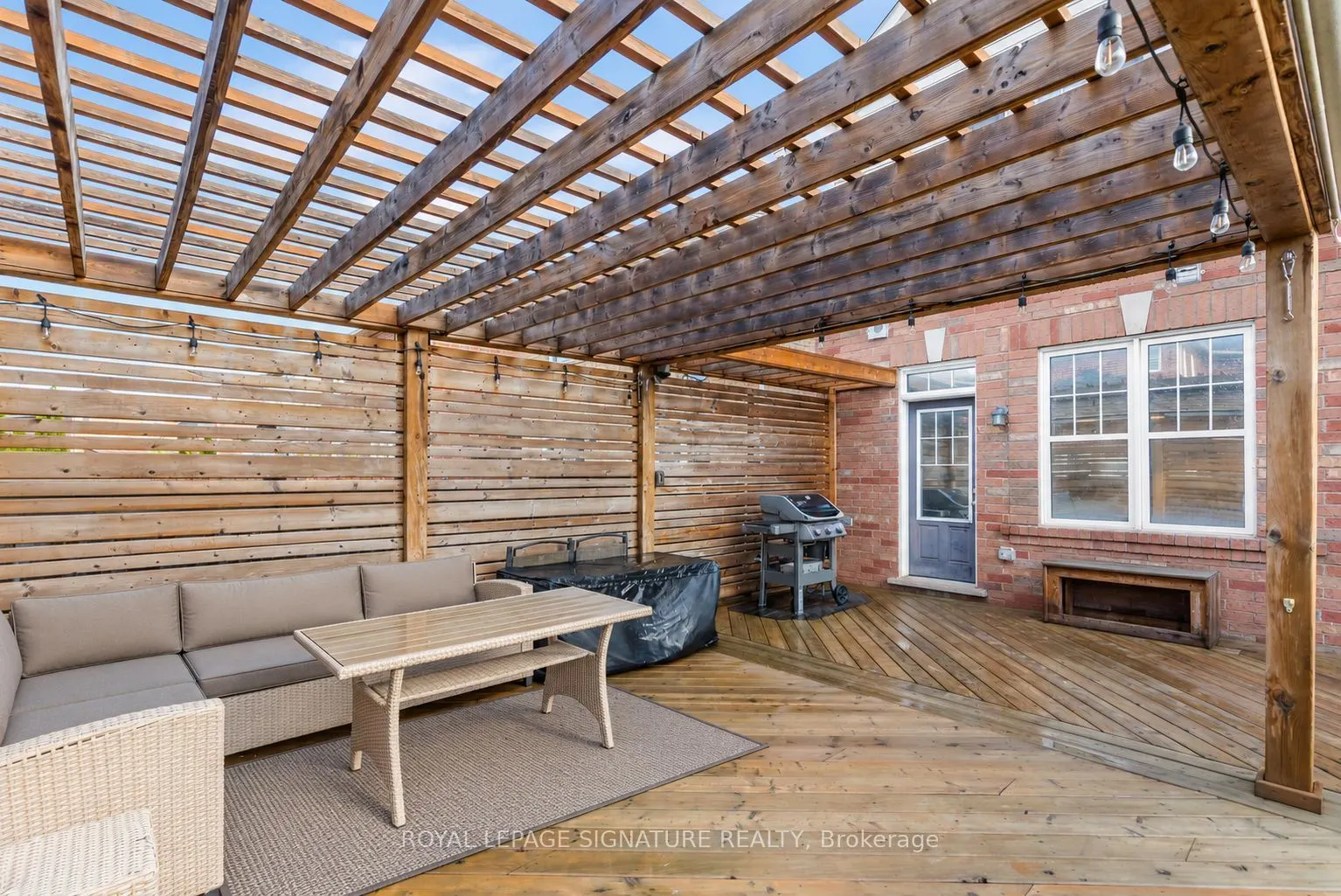 2 Poppythorn Road