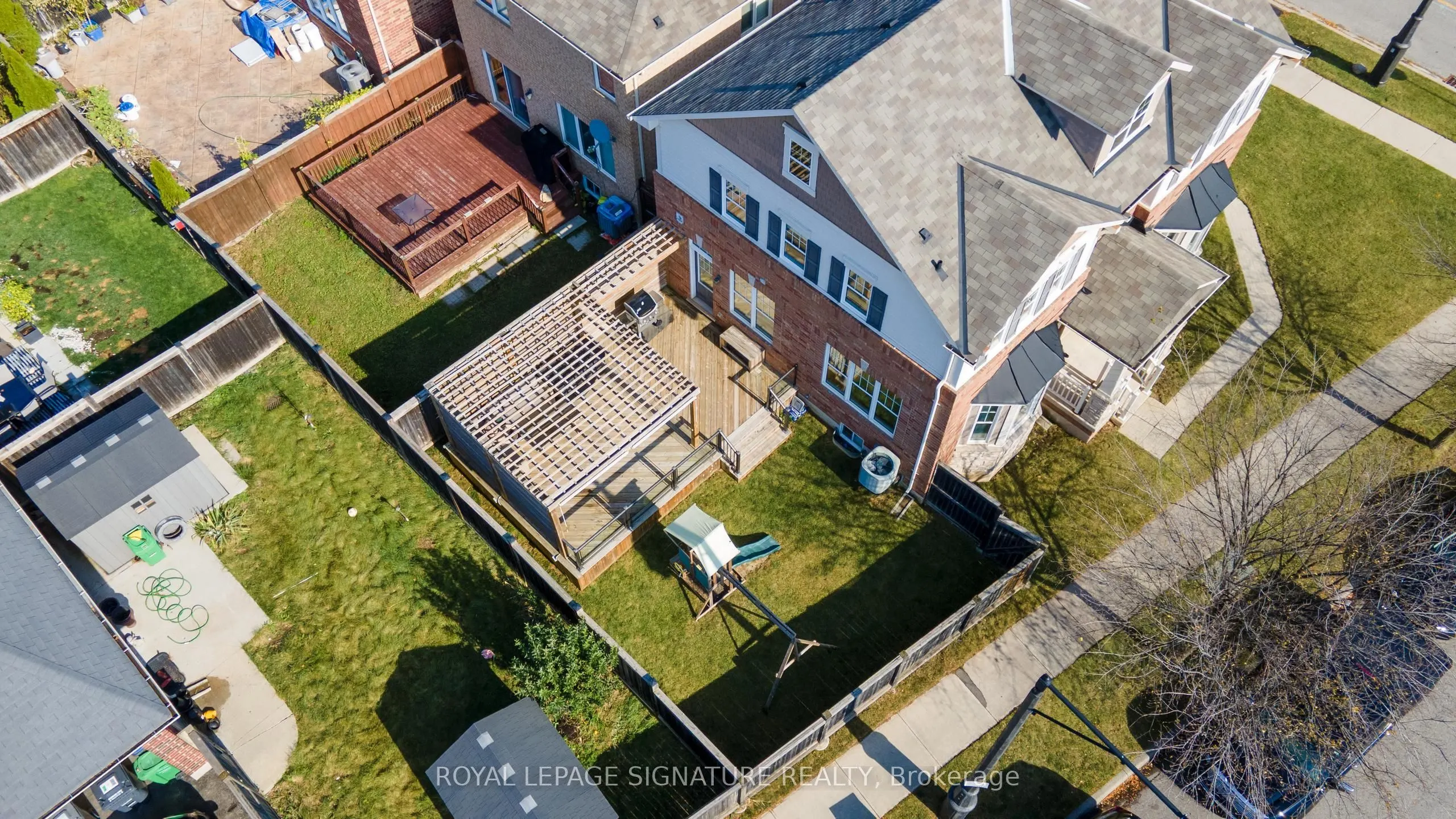 2 Poppythorn Road