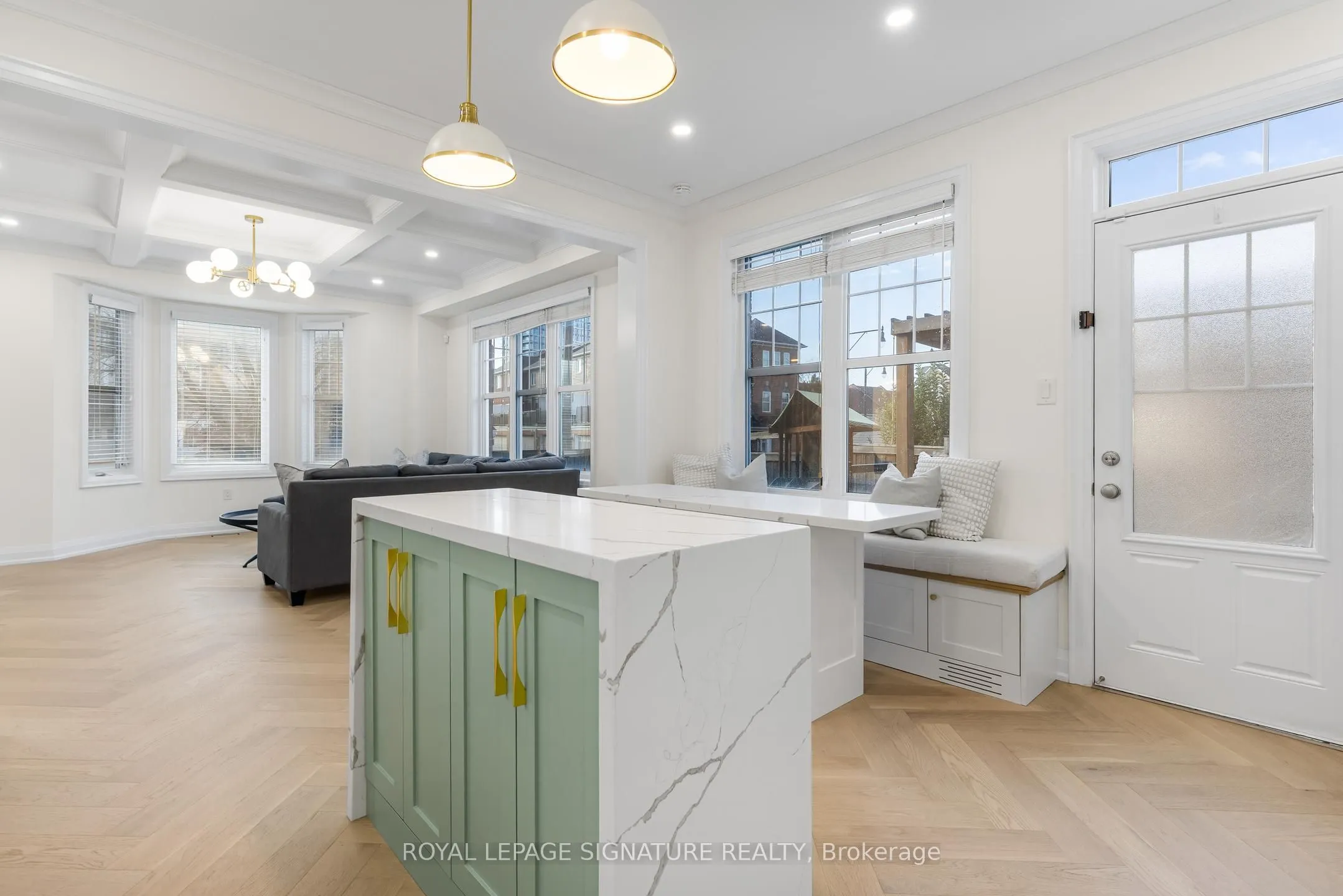 2 Poppythorn Road