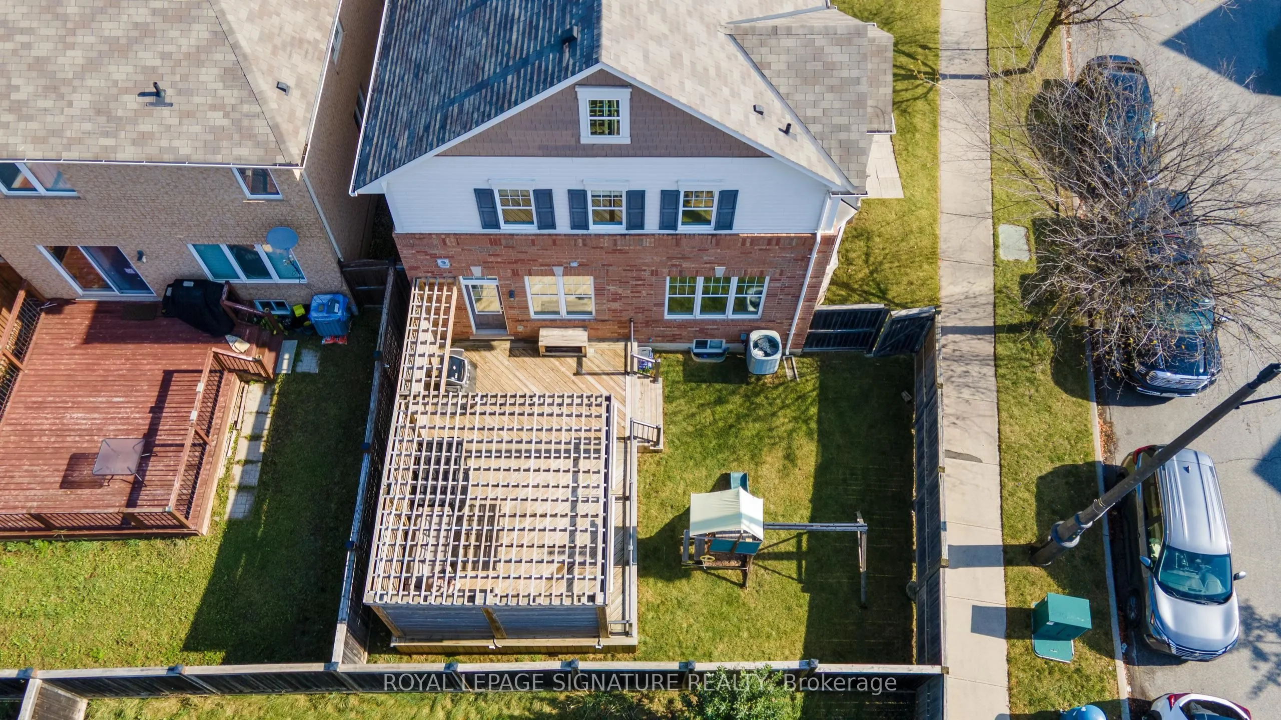 2 Poppythorn Road