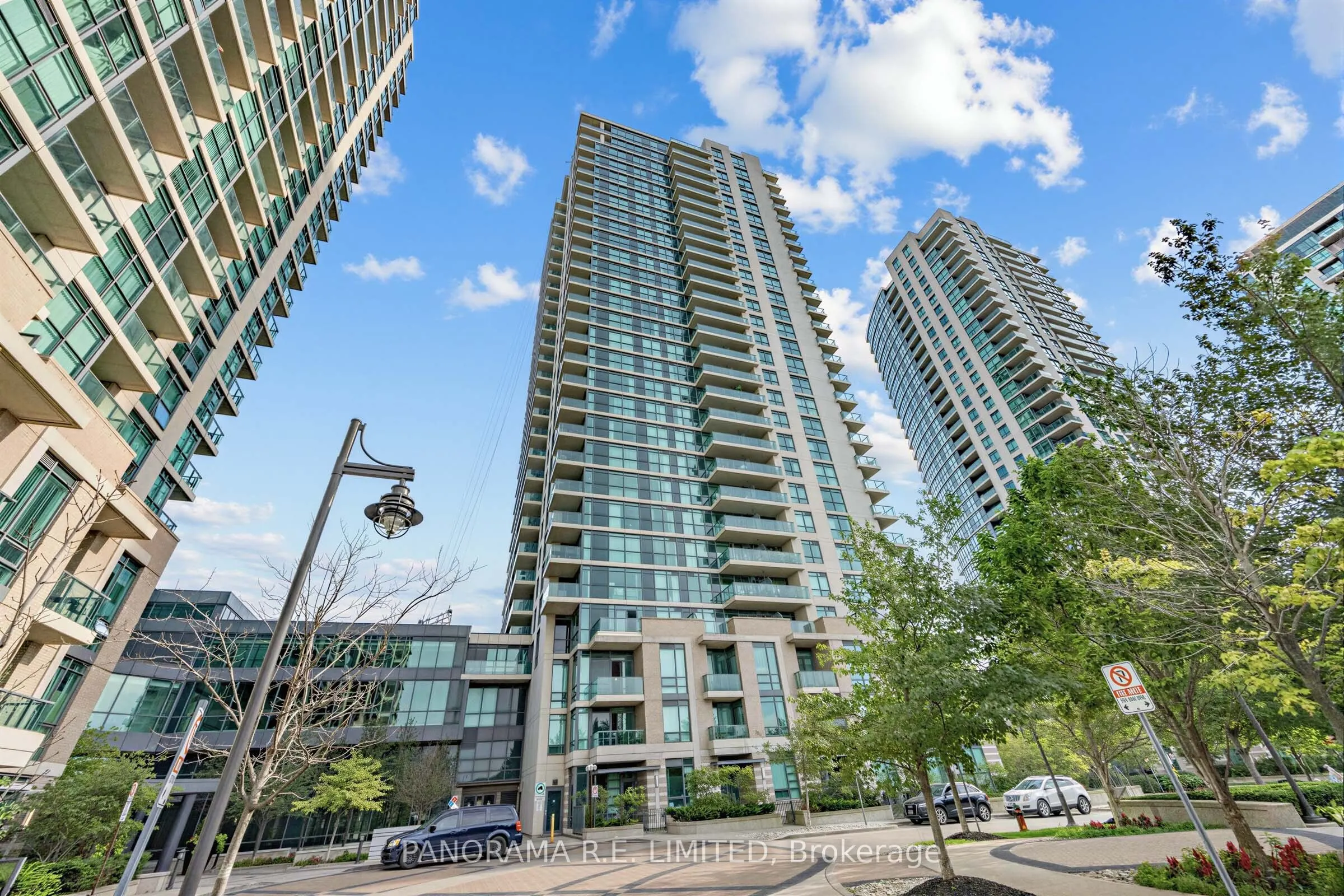215 Sherway Gardens Road #2006