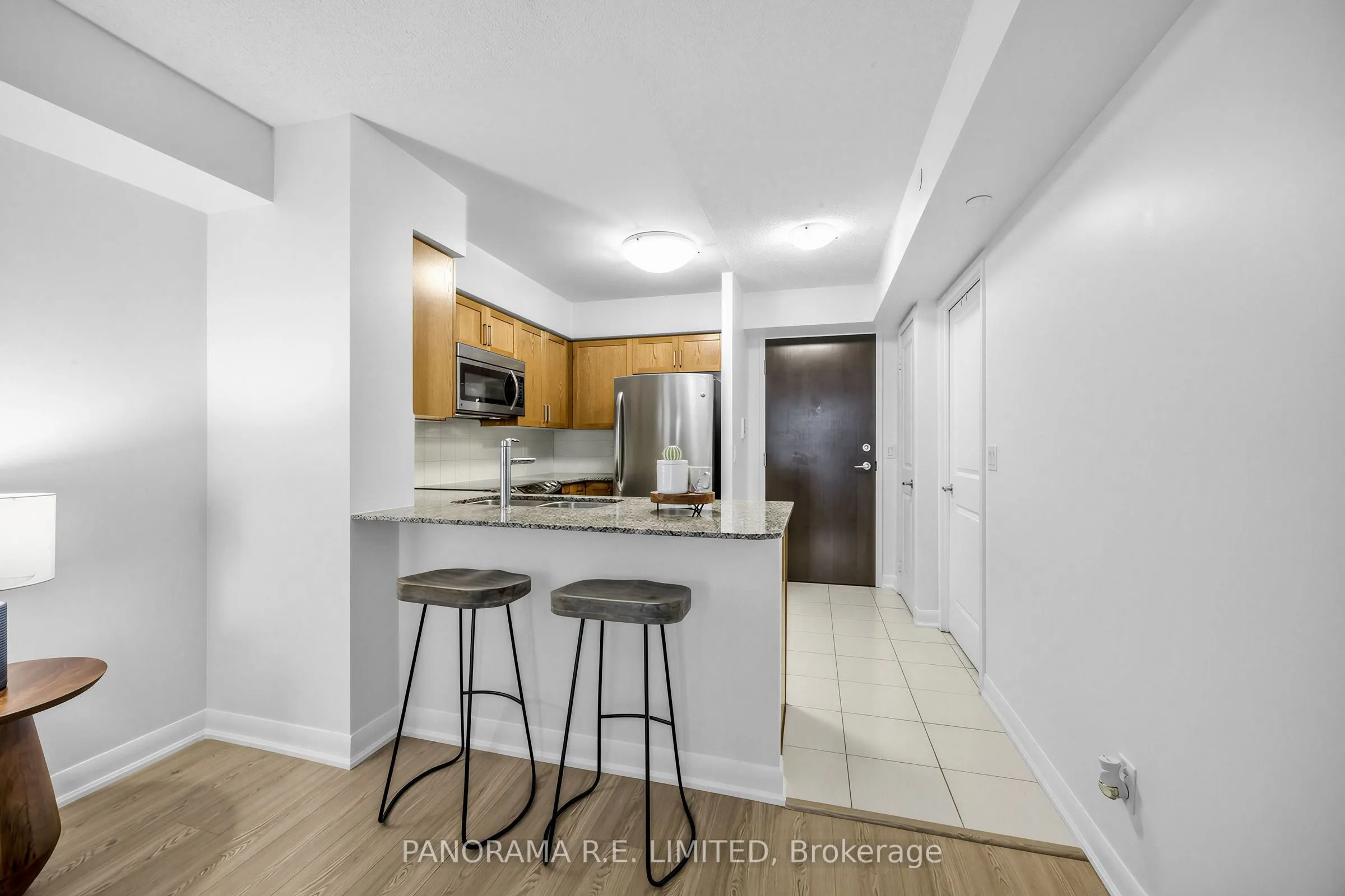 215 Sherway Gardens Road #2006