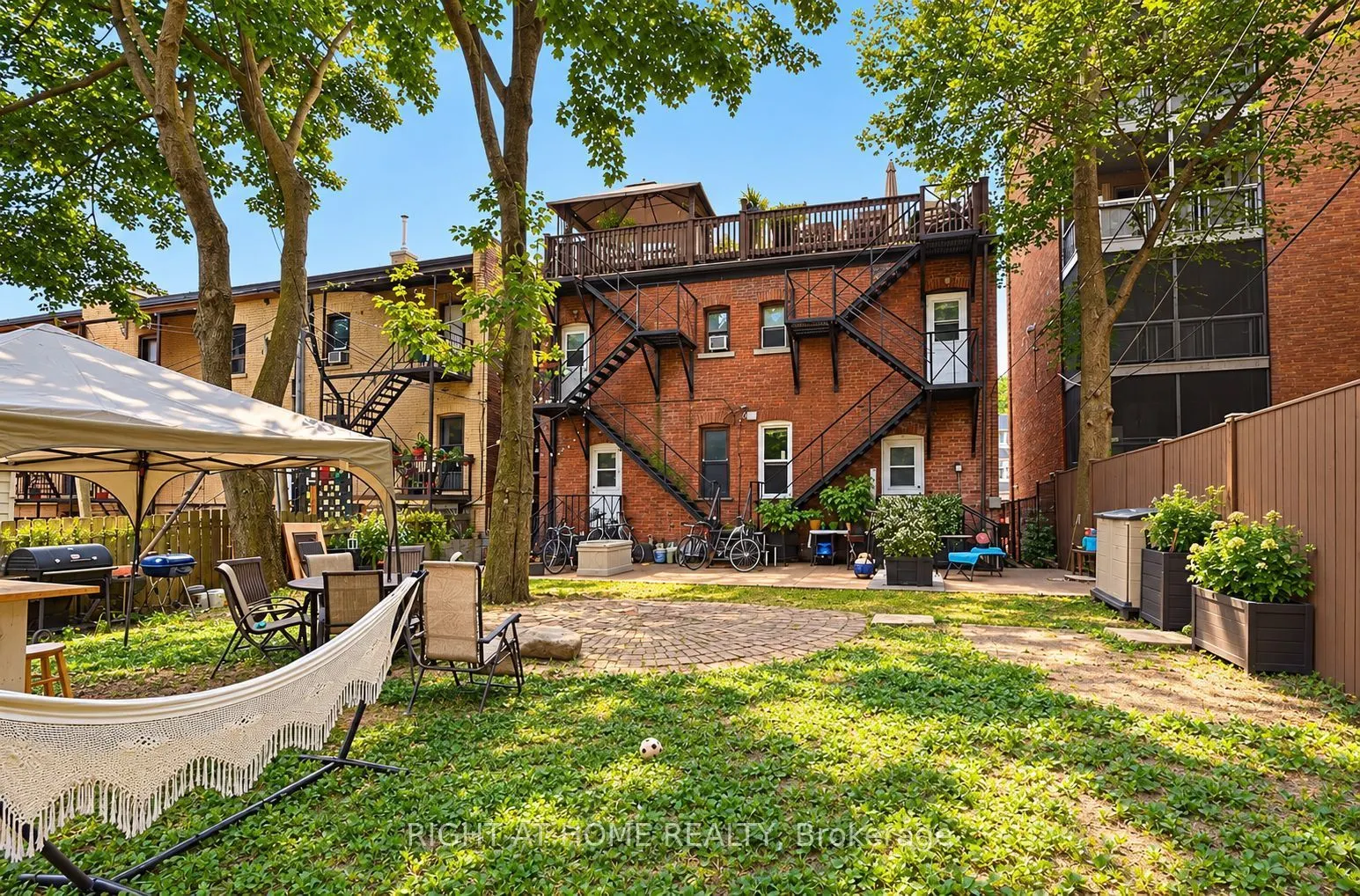 1392 King Street W #Lower