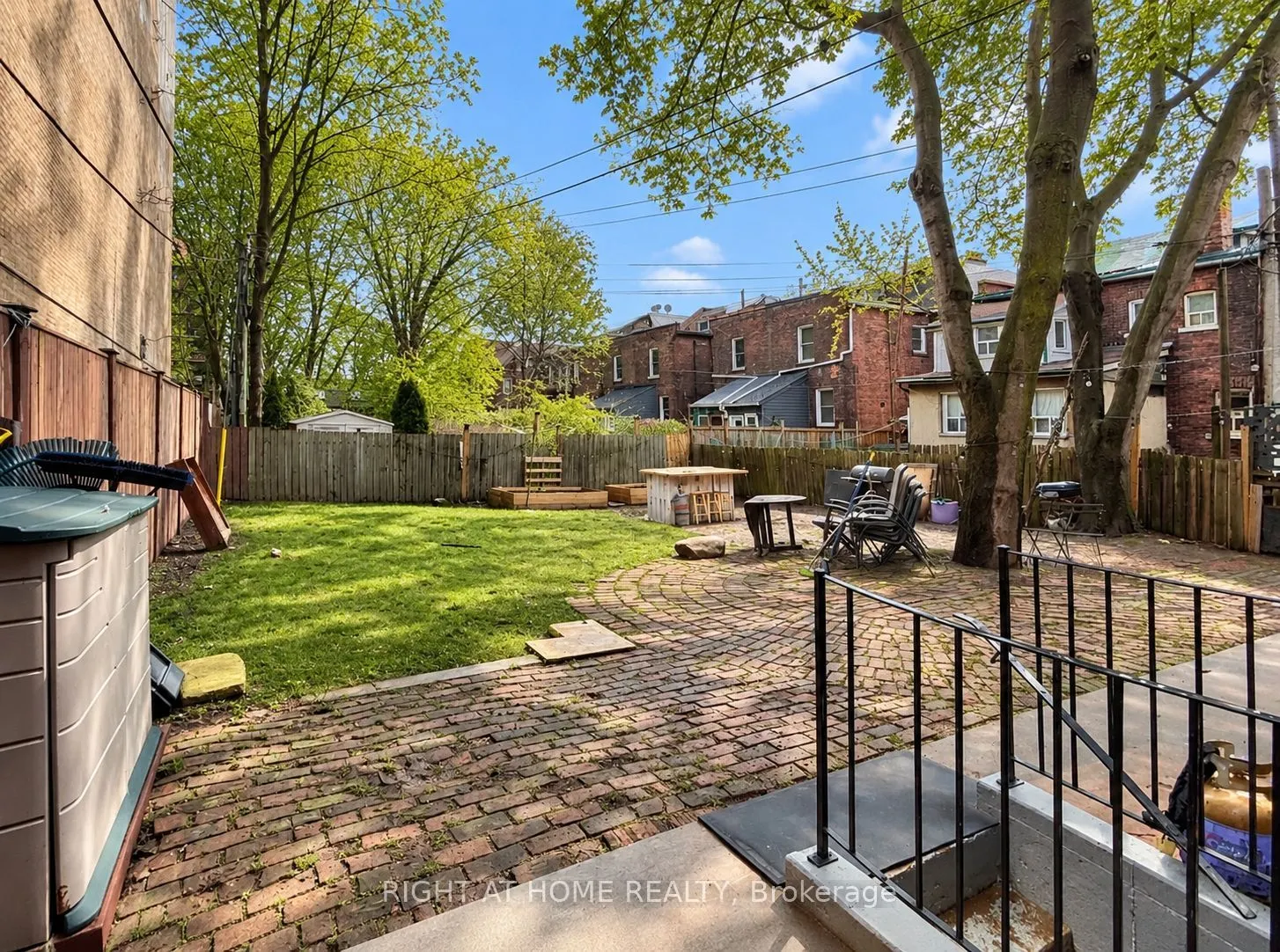 1392 King Street W #Lower
