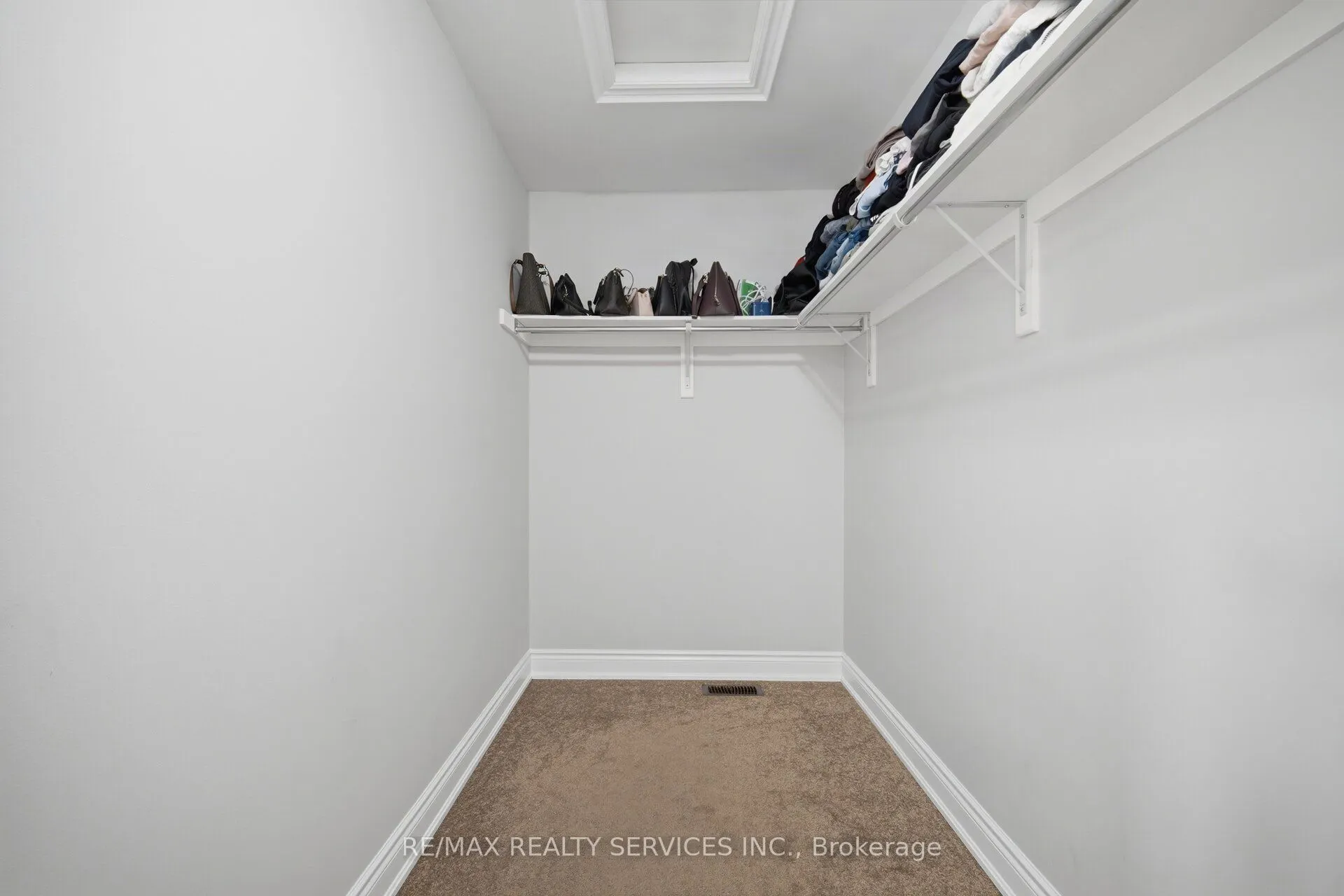 12 Enclave Trail