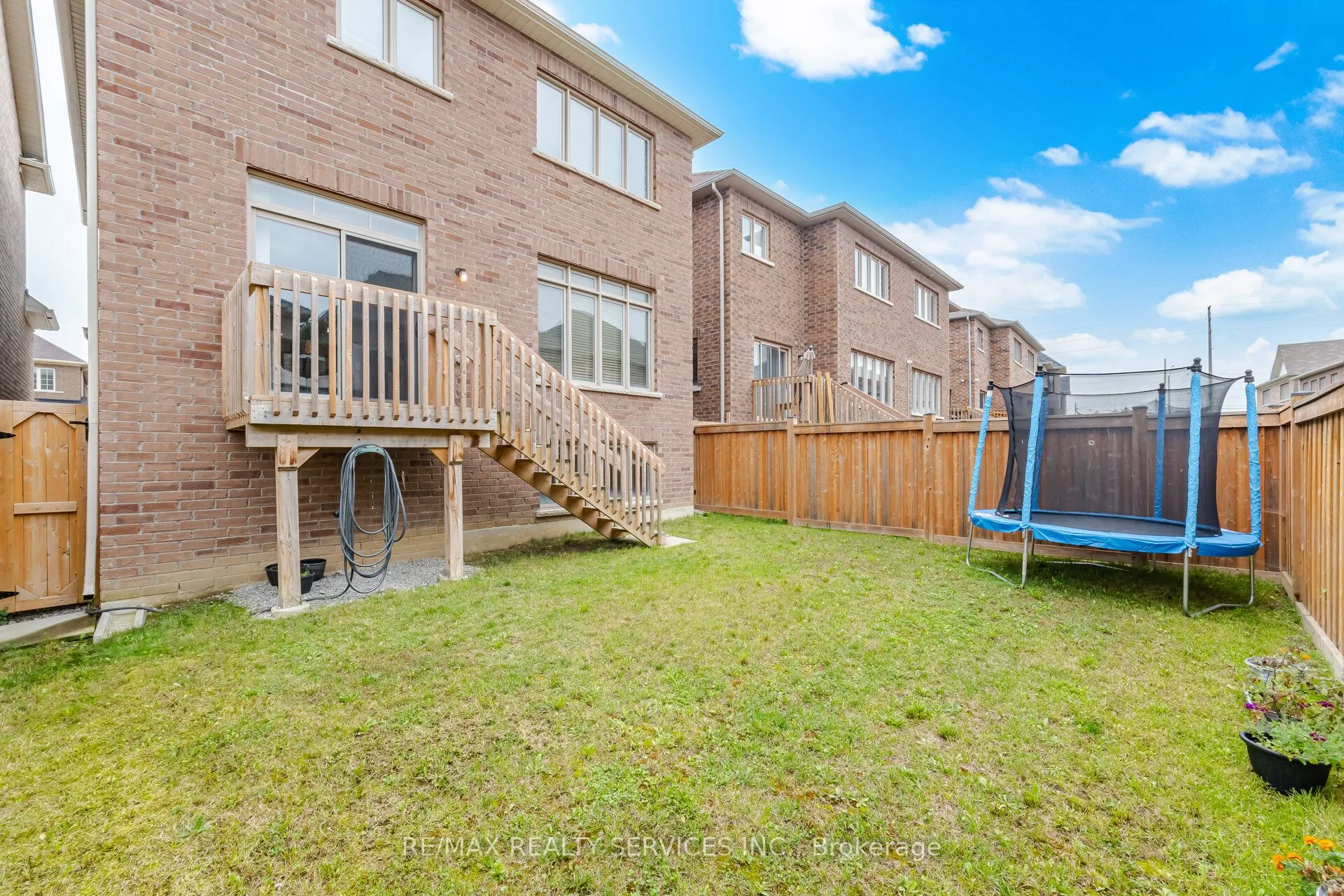 12 Enclave Trail