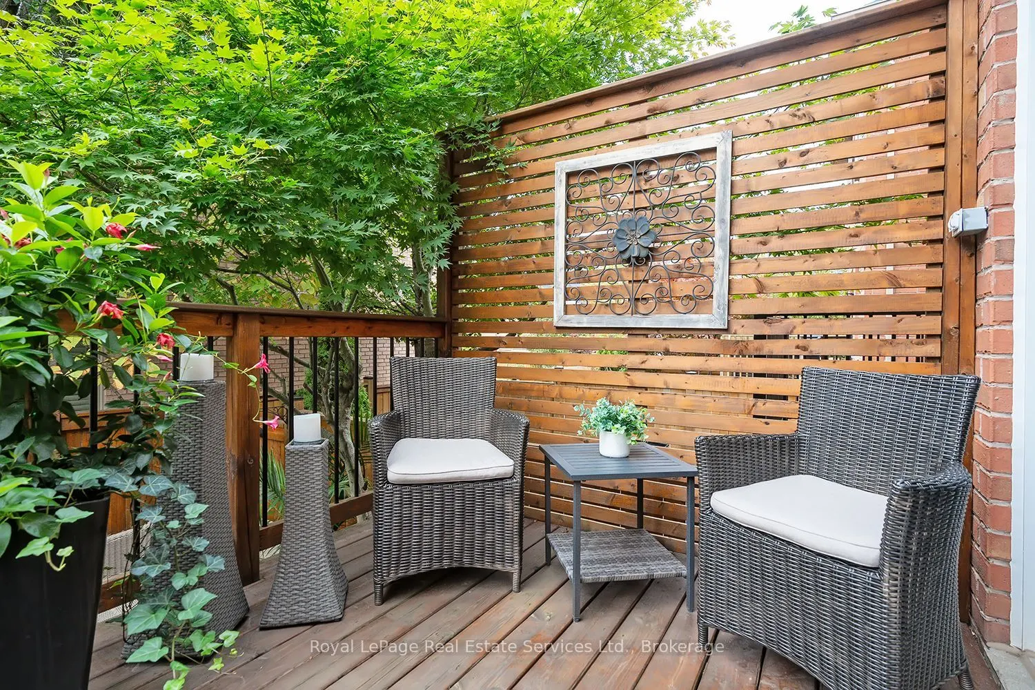 207 Tawny Crescent