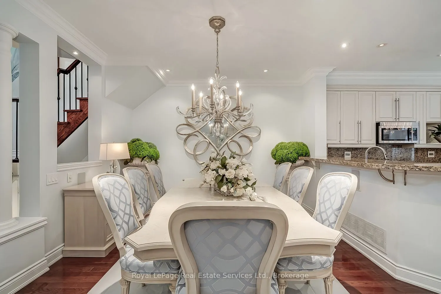 207 Tawny Crescent
