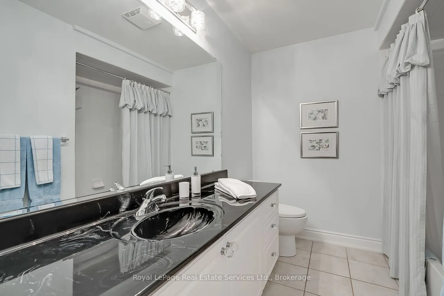 207 Tawny Crescent